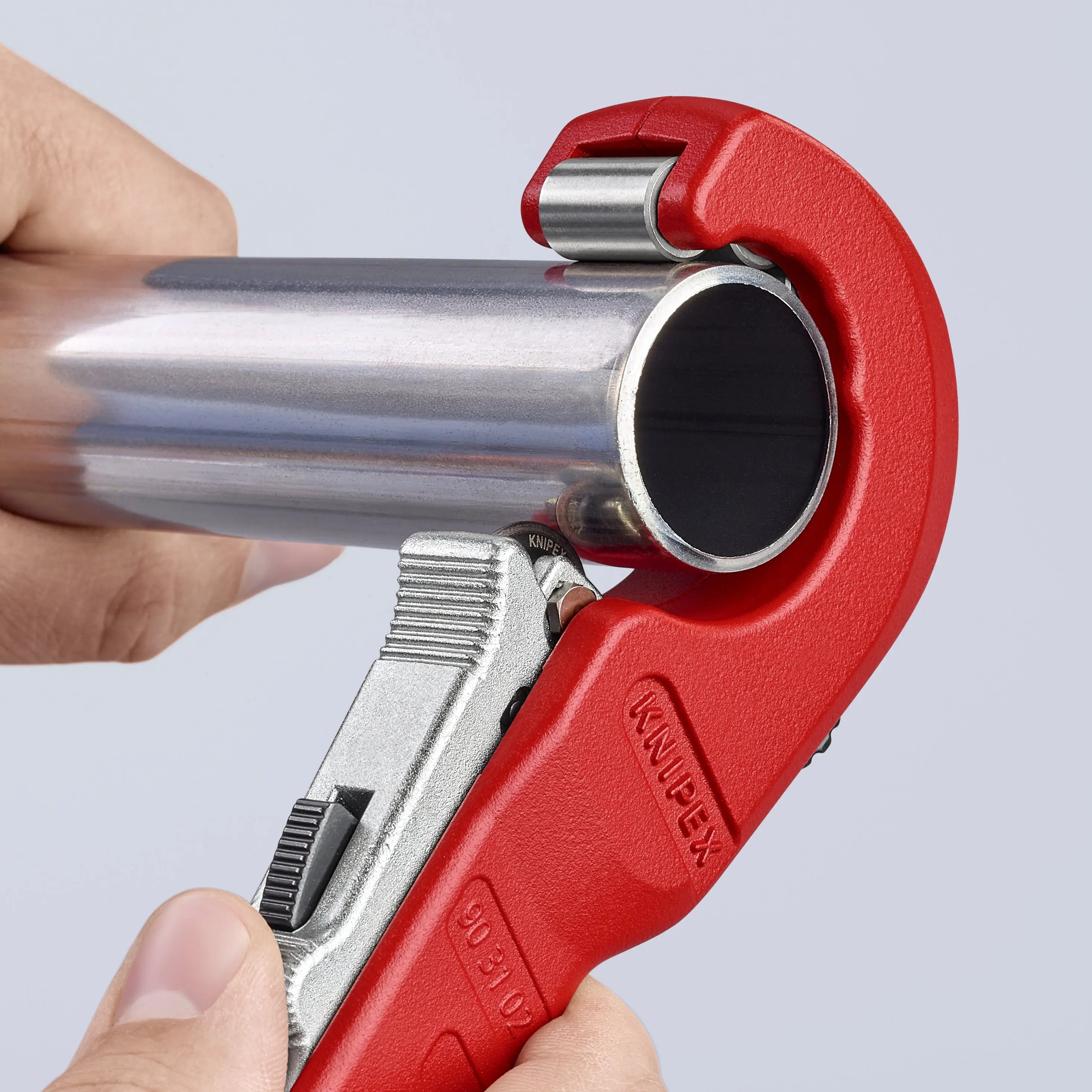KNIPEX 903102SBA 7 1/4-Inch TubiX® Pipe Cutter - Heavy Duty Copper Pipe Cutting Tool for Plumbing, HVAC & DIY Projects