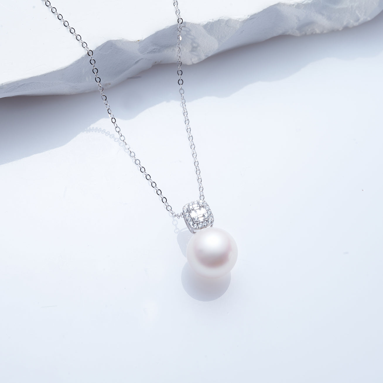 18K Solid Gold Edison Pearl Necklace for Women - Classic Elegant Jewelry Gift for Wedding, Anniversary & Special Occasions - KN00228