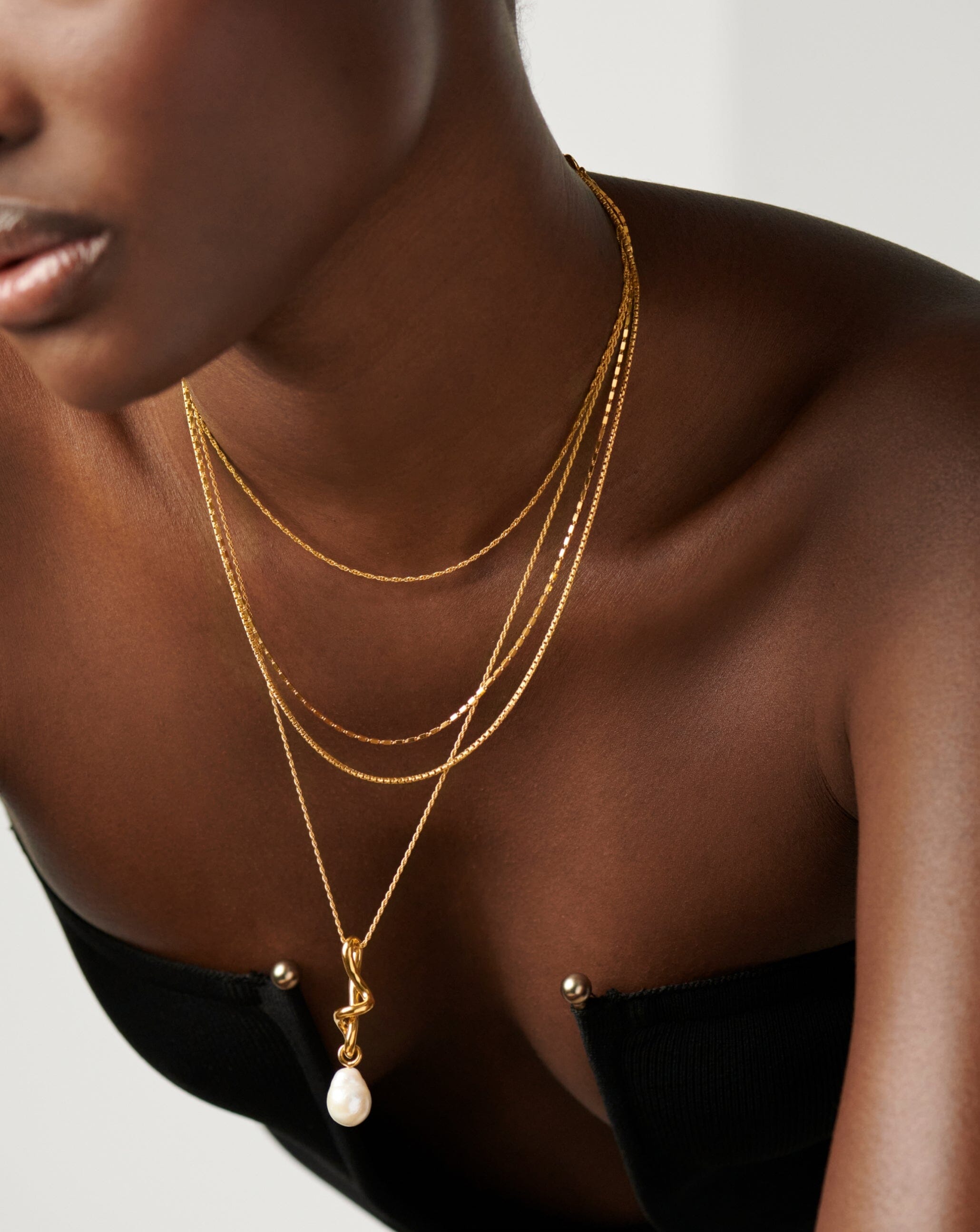 Trendy Twisted Chain Choker Necklace for Women - Stylish Layered Gold & Silver Jewelry Gift for Her - Perfect for Parties, Date Nights & Everyday Wear