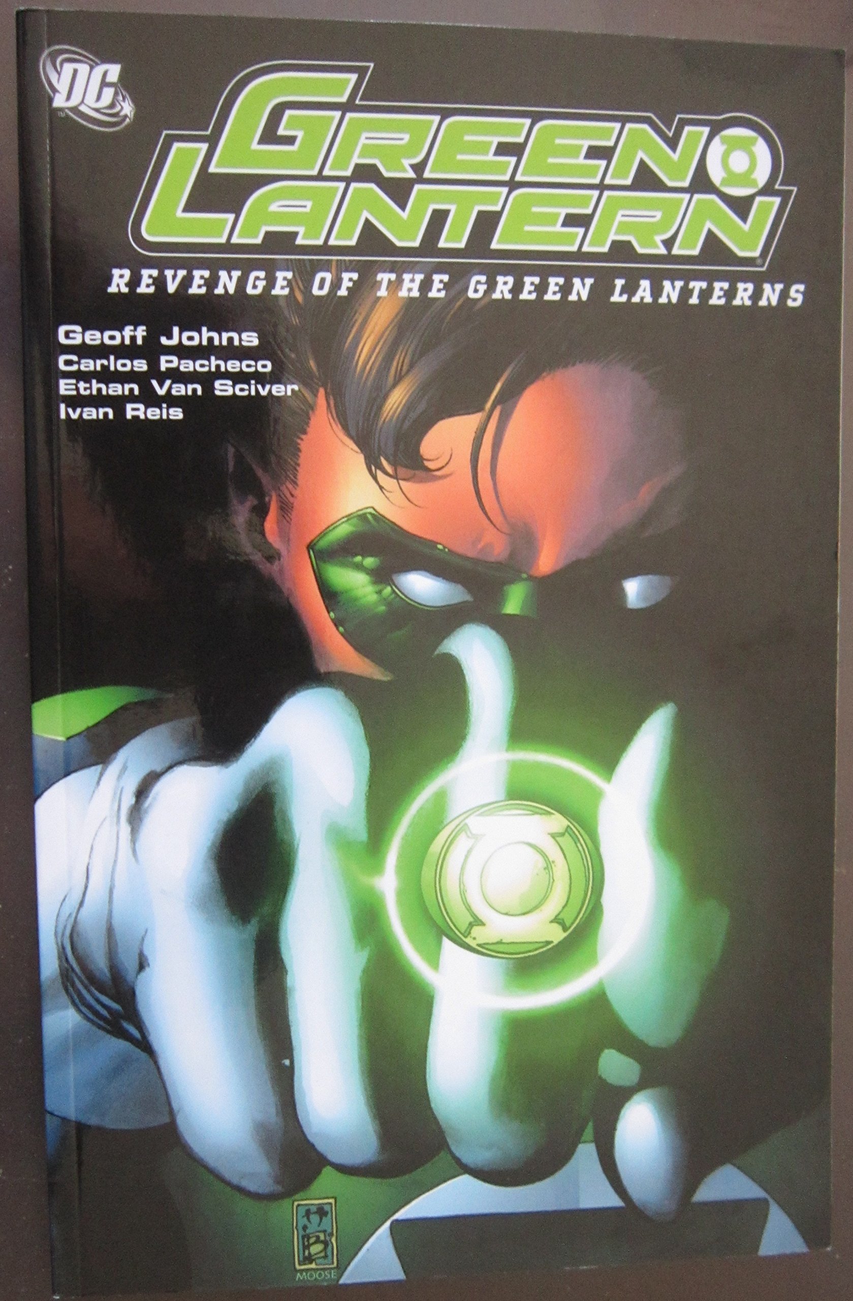 Green Lantern: Revenge of the Green Lanterns - DC Comics Graphic Novel | Superhero Action Adventure Story | Perfect for Comic Collectors & Superhero Fans