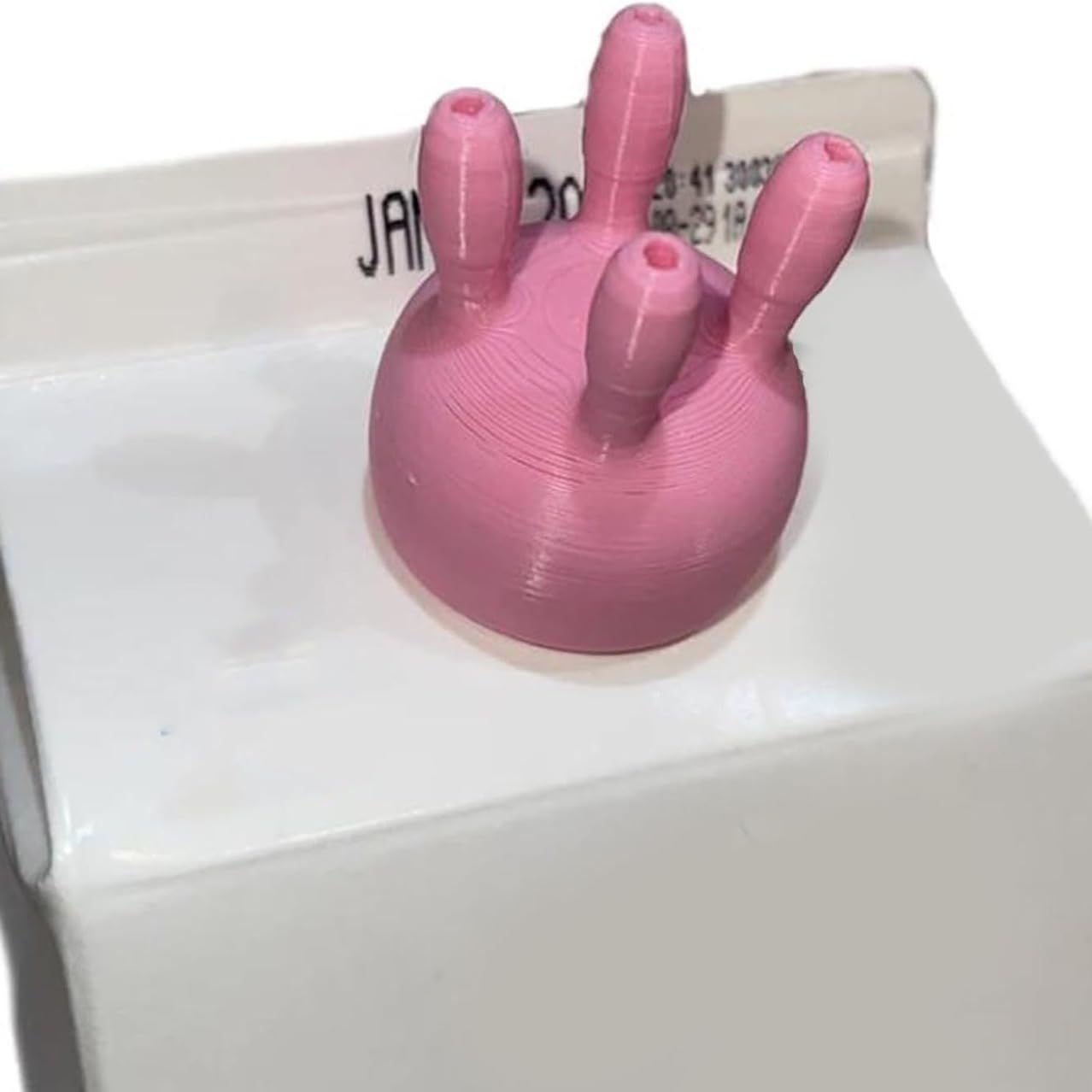2025 Upgraded Cow Udder Milk Carton Cap - Funny 3D Printed Kitchen Accessory for Easy Pouring | Perfect for Milk Jugs, Juice Boxes & Creative Cooking Gifts