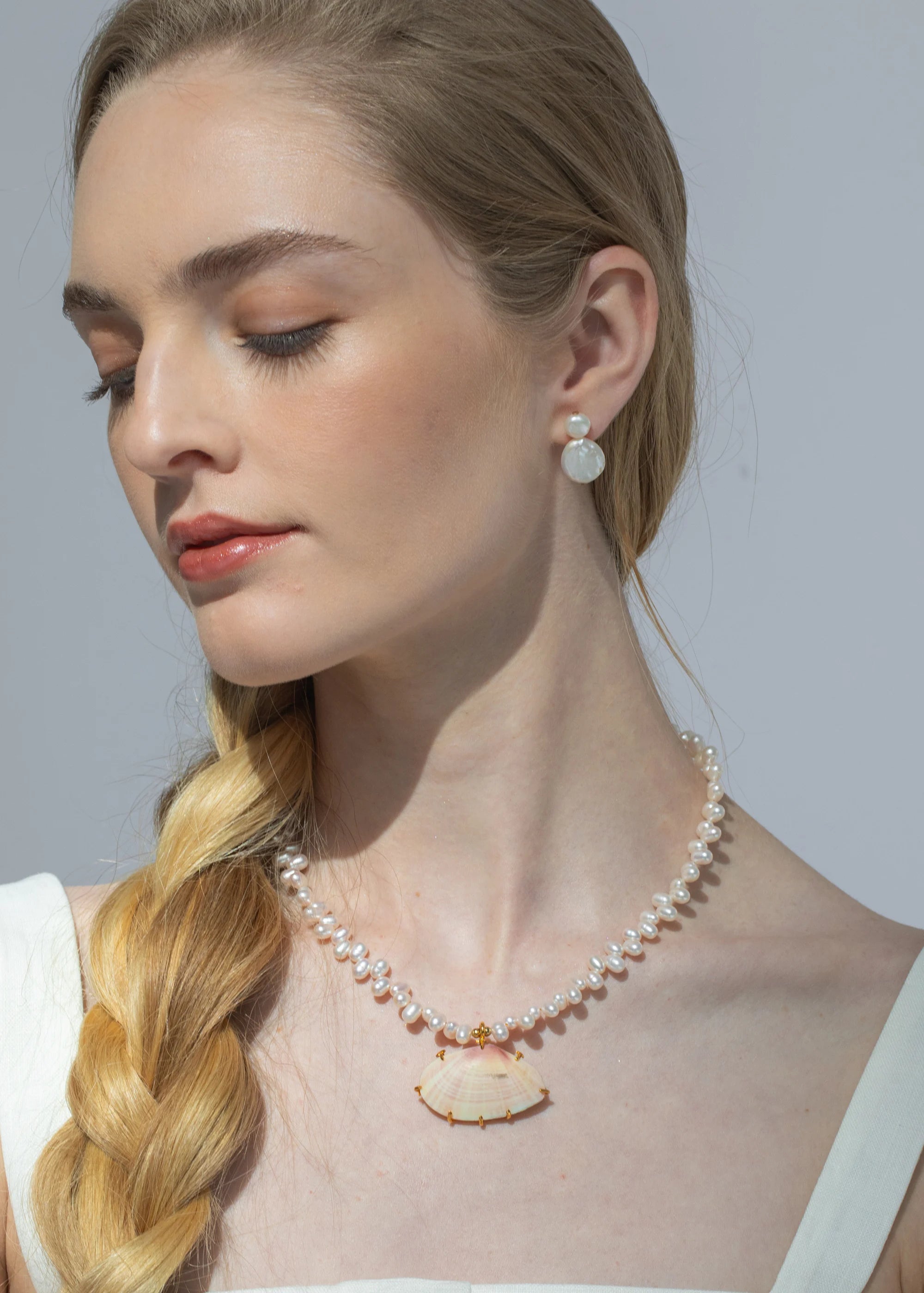 Coquina Pearl Necklace - Elegant Natural Shell Jewelry for Women, Perfect for Beach Weddings & Summer Fashion