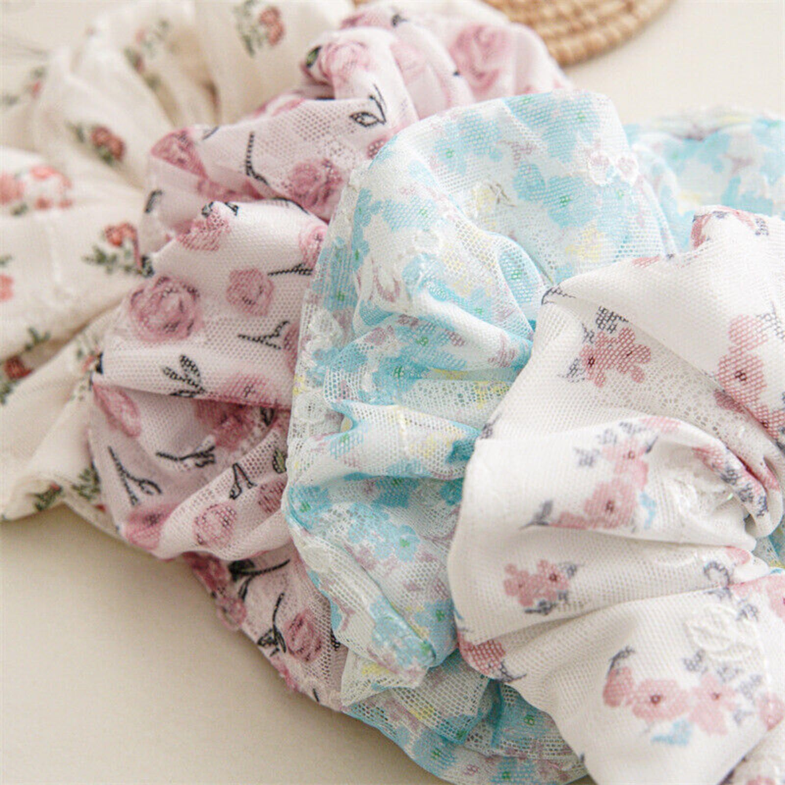 Floral Print Scrunchies for Women - Soft Elastic Hair Bands, Ponytail Holders & Hair Accessories - Green Bow Hair Ribbon for Long Hair - Perfect for Workouts, Office & Casual Wear