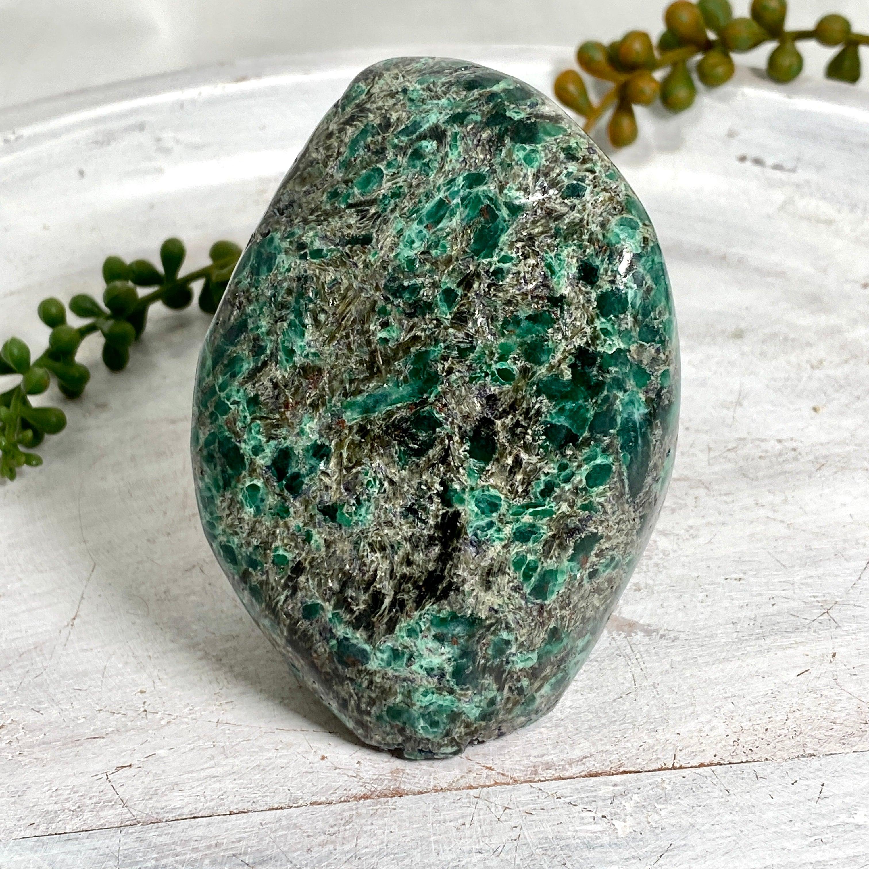 Natural Emerald Gemstone Freeform Pendant - Polished Green Emerald Jewelry for Necklace Making, Healing Crystal & Spiritual Gifts | Boho Chic, Meditation, Energy Work