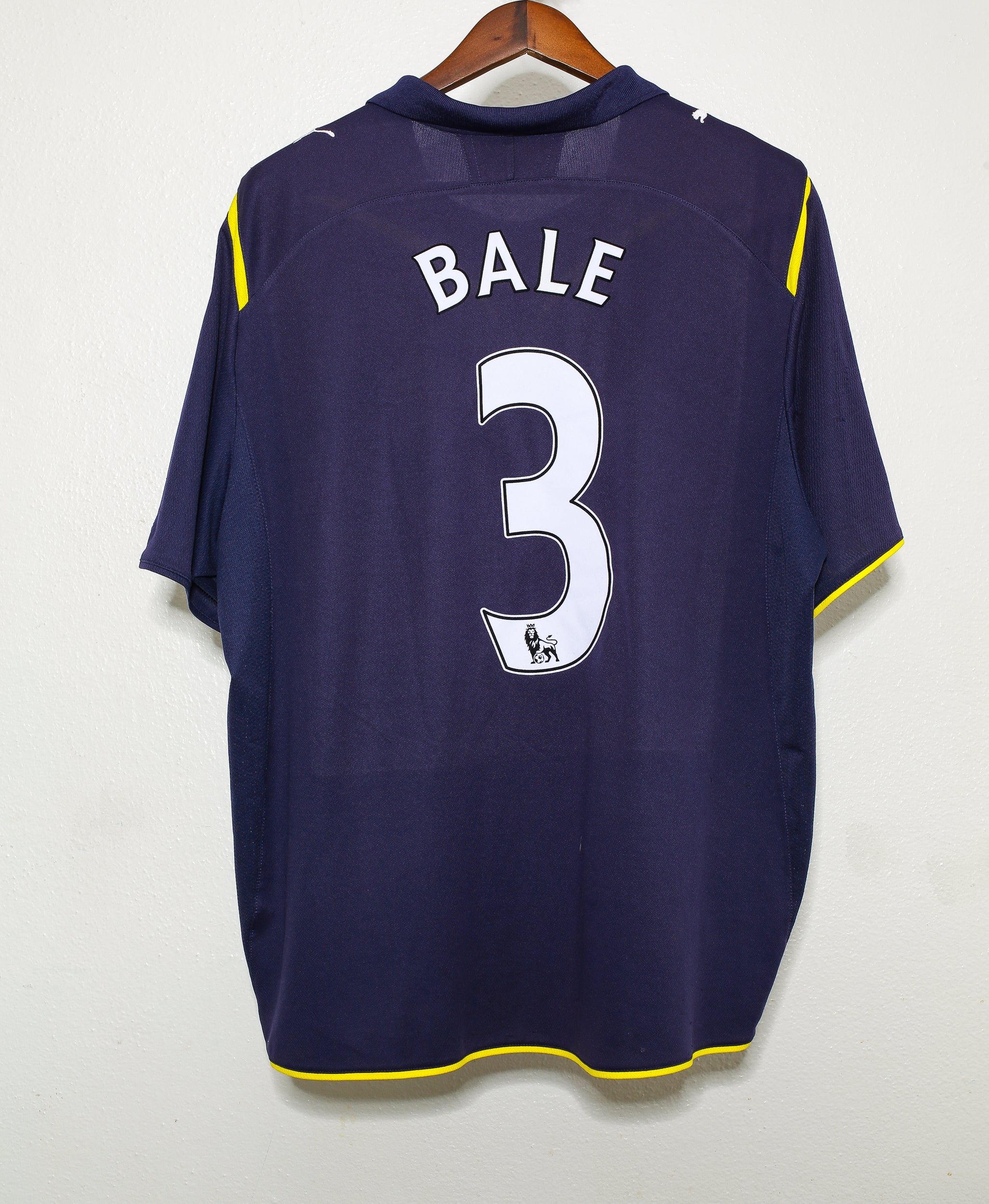 2009 Tottenham Hotspur Away Jersey #3 Gareth Bale XL - Authentic Football Soccer Shirt for Fans & Collectors - Perfect for Match Days, Training & Sports Events