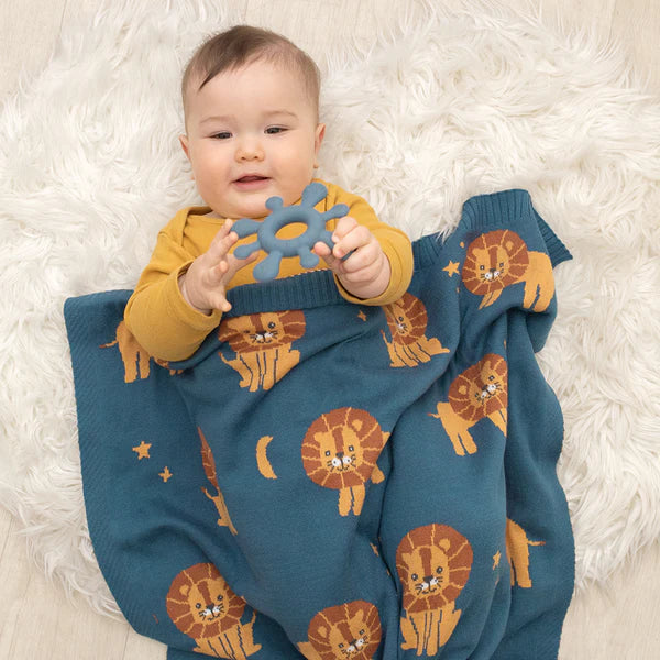 Soft Cotton Knit Baby Blanket with Cute Lion Design - Cozy & Breathable for Newborns, Infants & Toddlers - Perfect for Nursery, Stroller, Swaddling & Photo Shoots