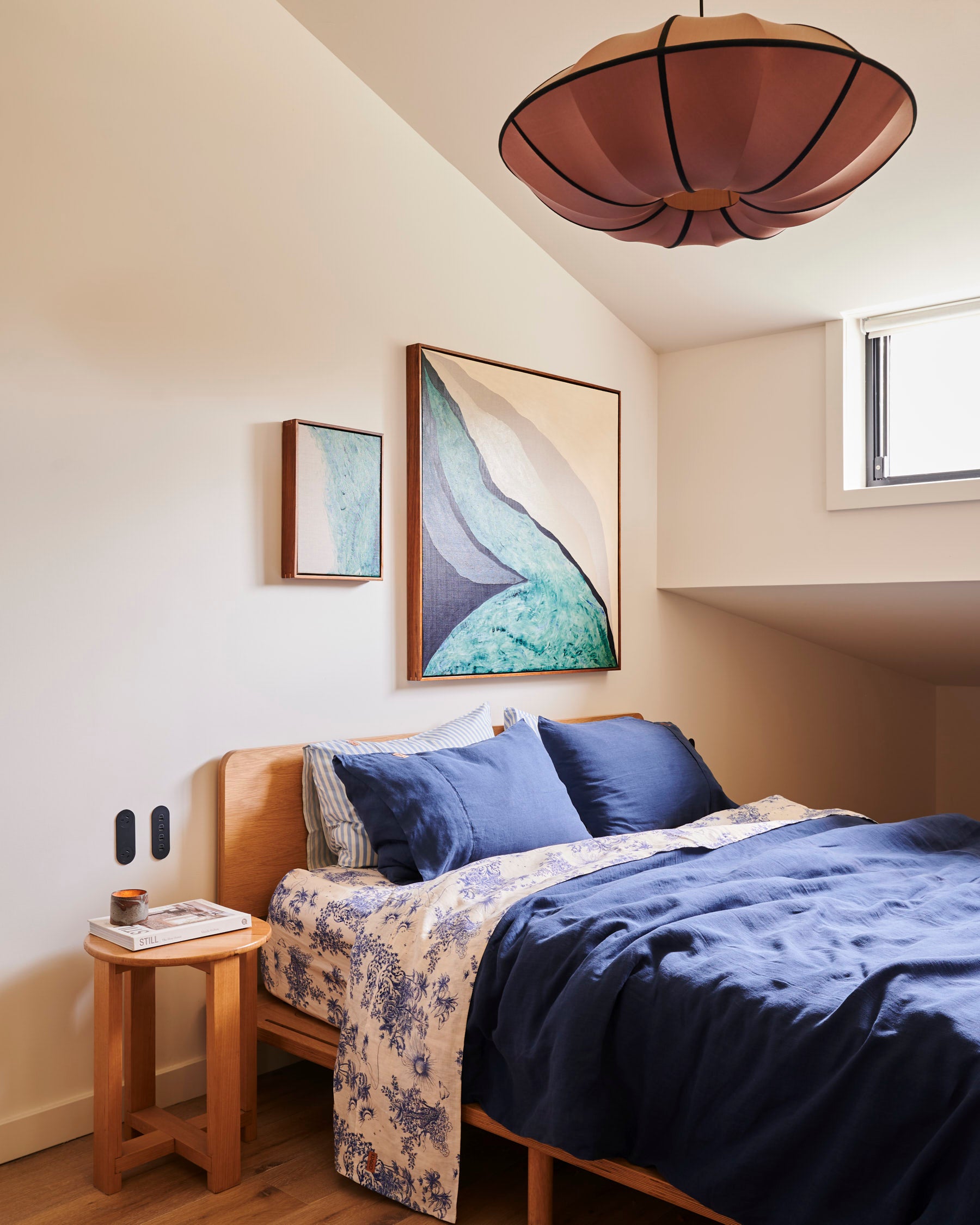 Premium Indigo Linen Pillowcases Set of 2 - 100% Natural Soft Breathable Bedding - Perfect for Home, Hotel & Spa Use