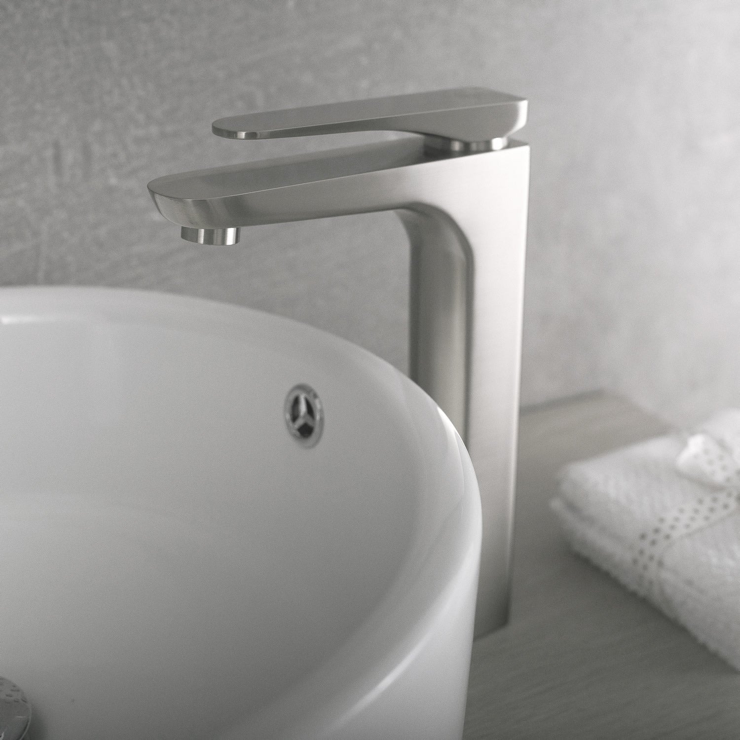 DAX Single Handle Vessel Sink Bathroom Faucet - Brushed Brass Finish, 5.3