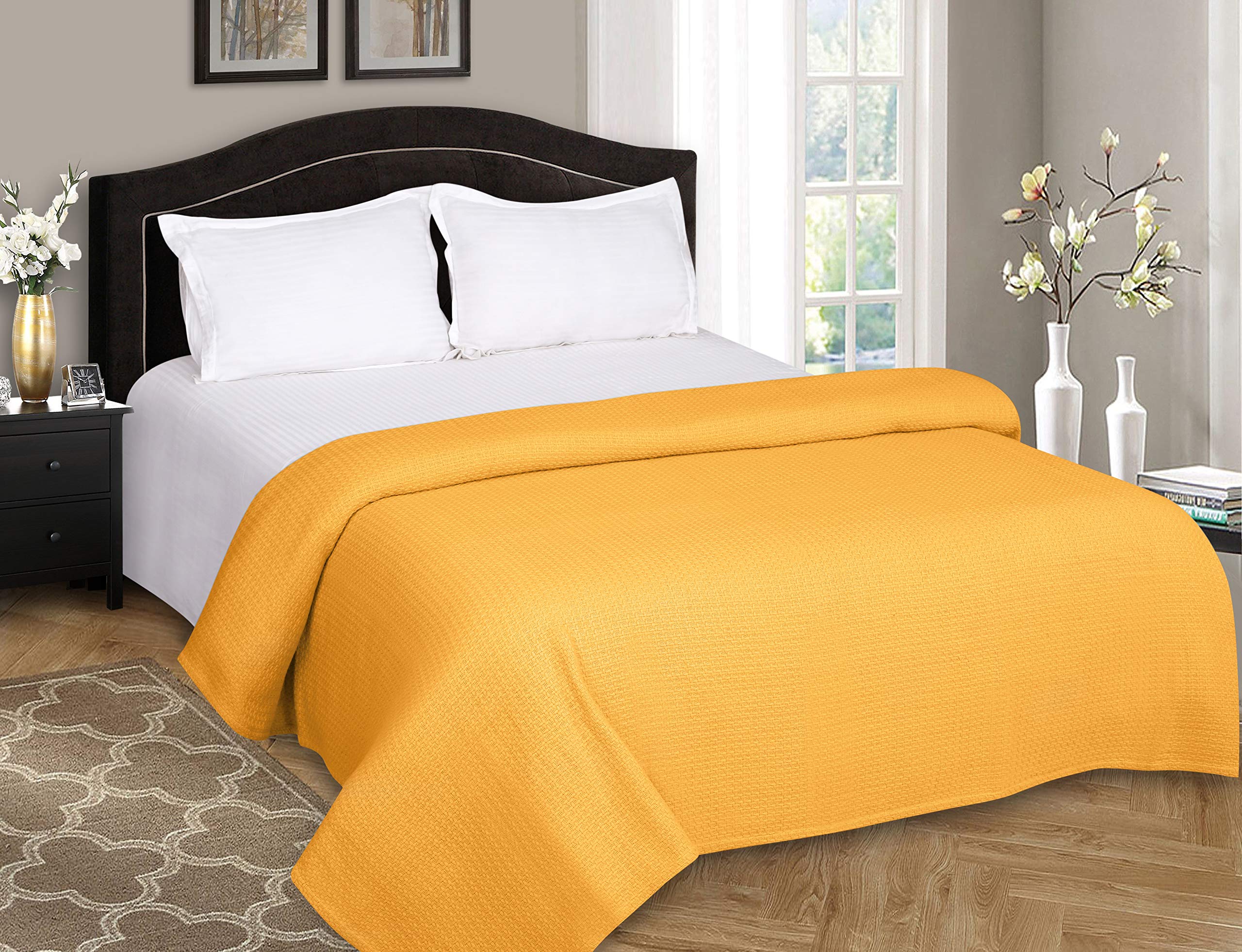 BELIZZI HOME 100% Cotton Twin Size Thermal Blanket - Breathable All-Season Bed Blanket for Layering | Mustard Yellow | Perfect for Cozy Nights, Guest Rooms & Dorm Essentials