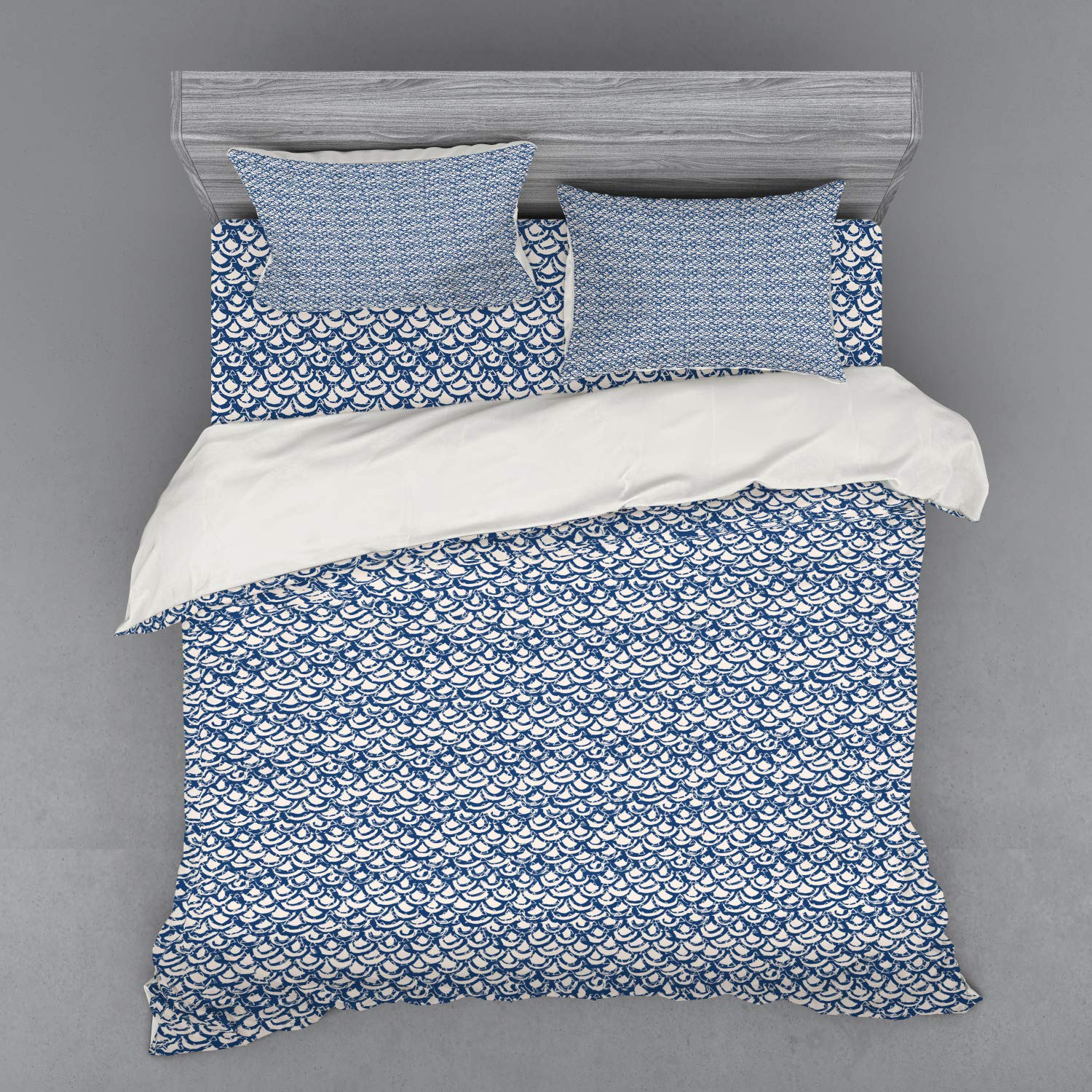 Ambesonne Ethnic Bedding Set 4-Piece King Size - Hand-Painted Indonesian Batik Design with Geometric Patterns in Navy Blue & Cream | Duvet Cover, Pillow Shams & Fitted Sheet | Boho Chic Bedroom Decor for Master & Guest Rooms