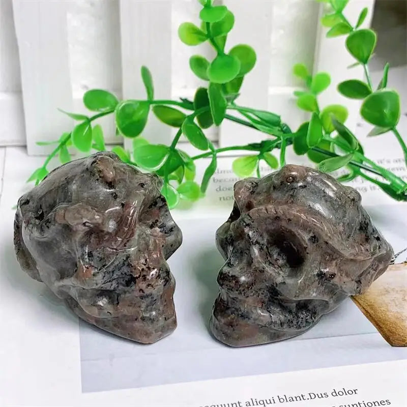 Hand Carved Natural Crystal Snake Head Skull Figurine - Quartz Animal Statue for Healing, Home Decor & Unique Gift (1pc) - Perfect for Meditation Spaces, Gothic Decor & Spiritual Healing Altars
