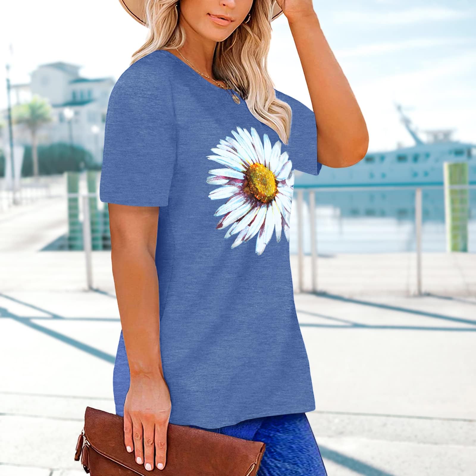 HDLTE Women's Plus Size Short Sleeve Graphic T-Shirt - Casual Comfort Fit Tee for Everyday Wear | Perfect for Summer Outfits, Lounge Wear & Casual Fridays