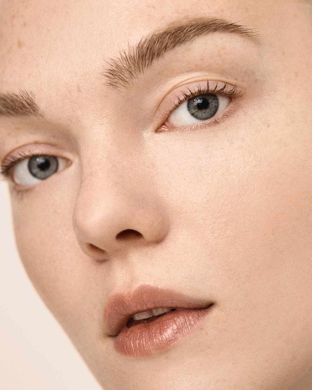 Bright Fix Eye Brightener - Rose Quartz Under Eye Corrector for Dark Circles & Puffiness | Perfect for Mornings, Travel & Makeup Touch-Ups