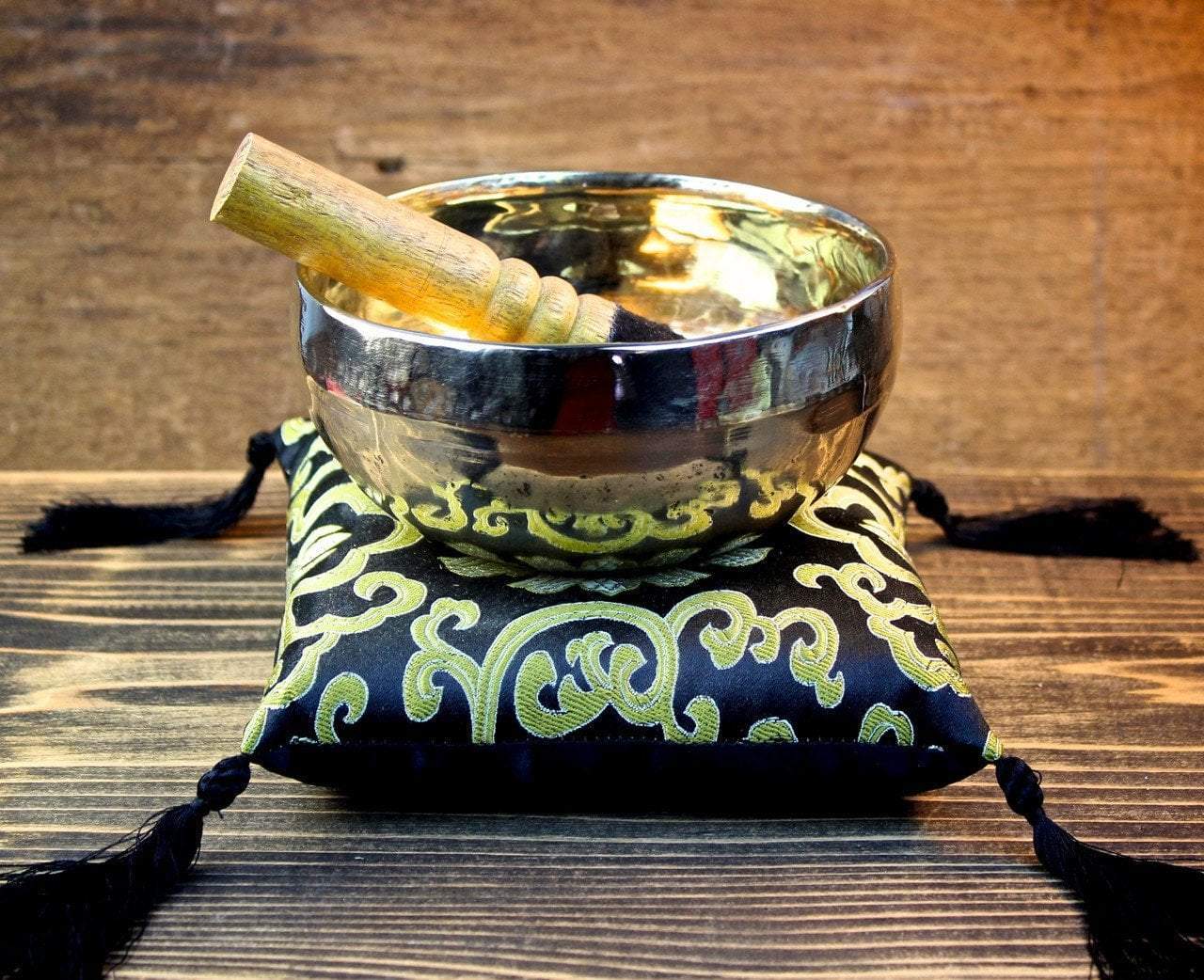 5-6 Inch Tibetan Singing Bowl - Handcrafted Meditation Bowl for Yoga, Mindfulness & Sound Healing - Perfect for Relaxation, Therapy & Spiritual Practice