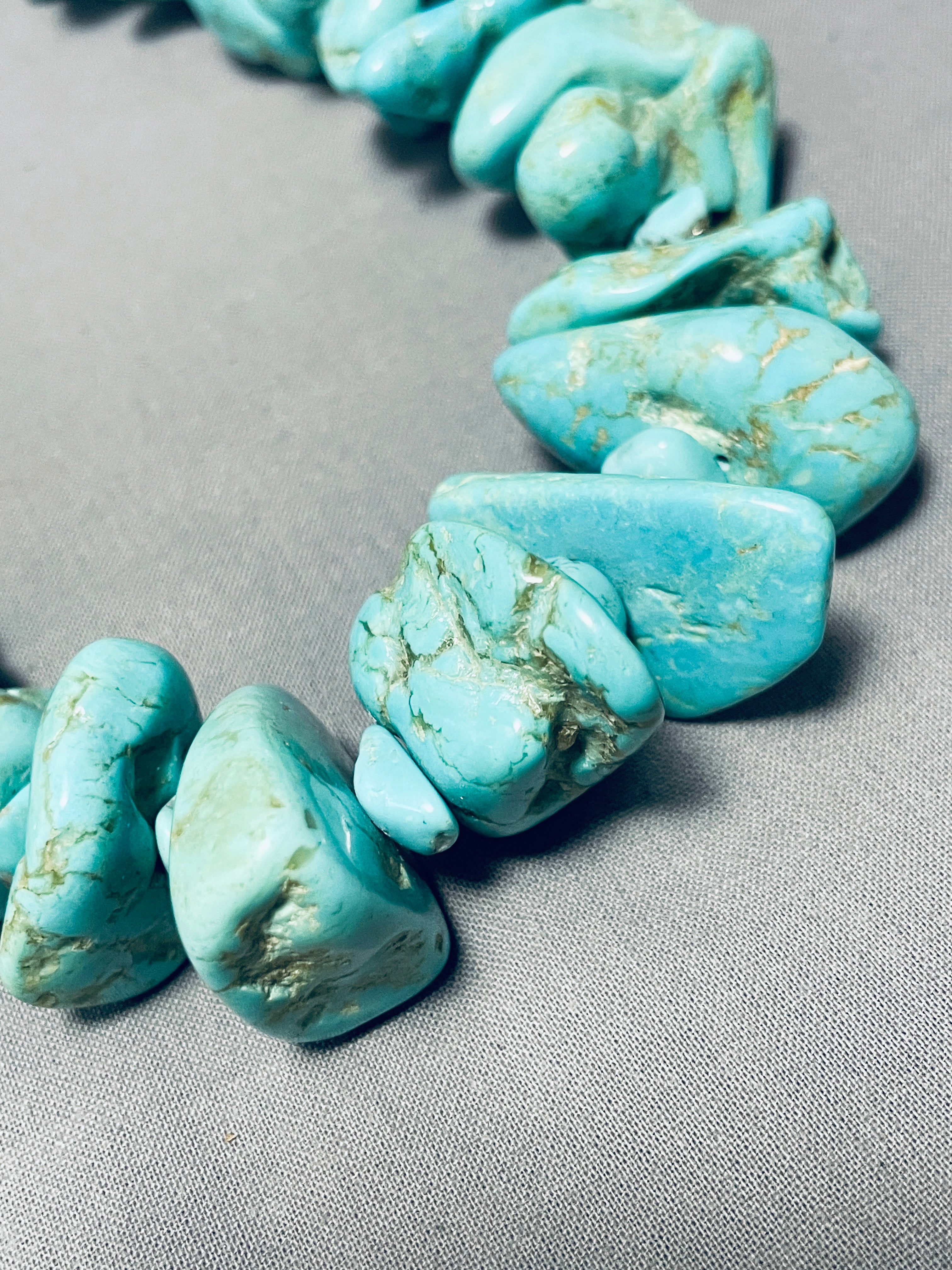 274 Grams Nugget Turquoise Vintage Native American Navajo Necklace – Handmade Southwest Jewelry for Women, Boho Fashion & Spiritual Healing