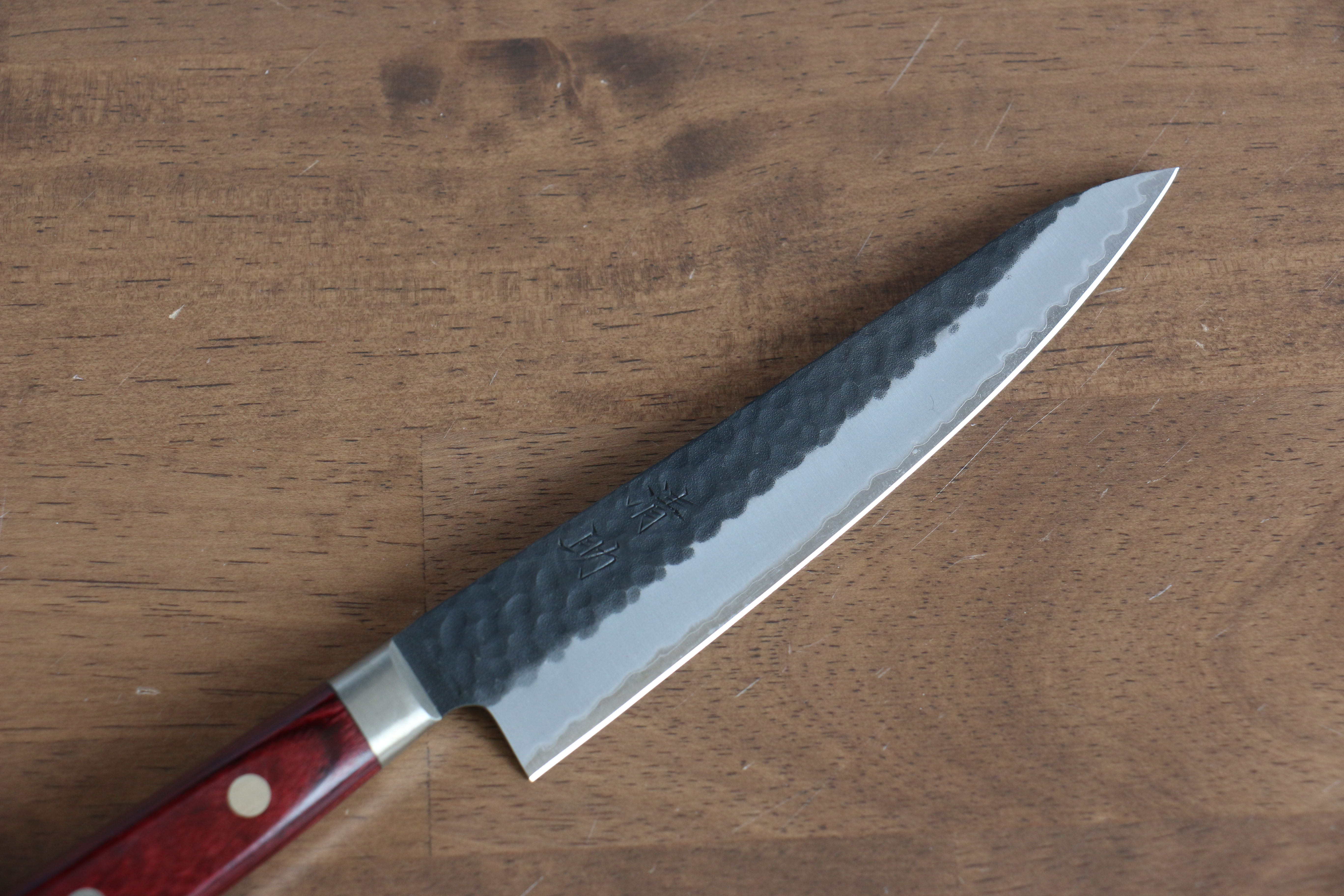 Seisuke Blue Super Hammered Kurouchi Petty Utility Knife 135mm - Red Pakka Wood Handle - Perfect for Slicing, Peeling & Precision Kitchen Tasks