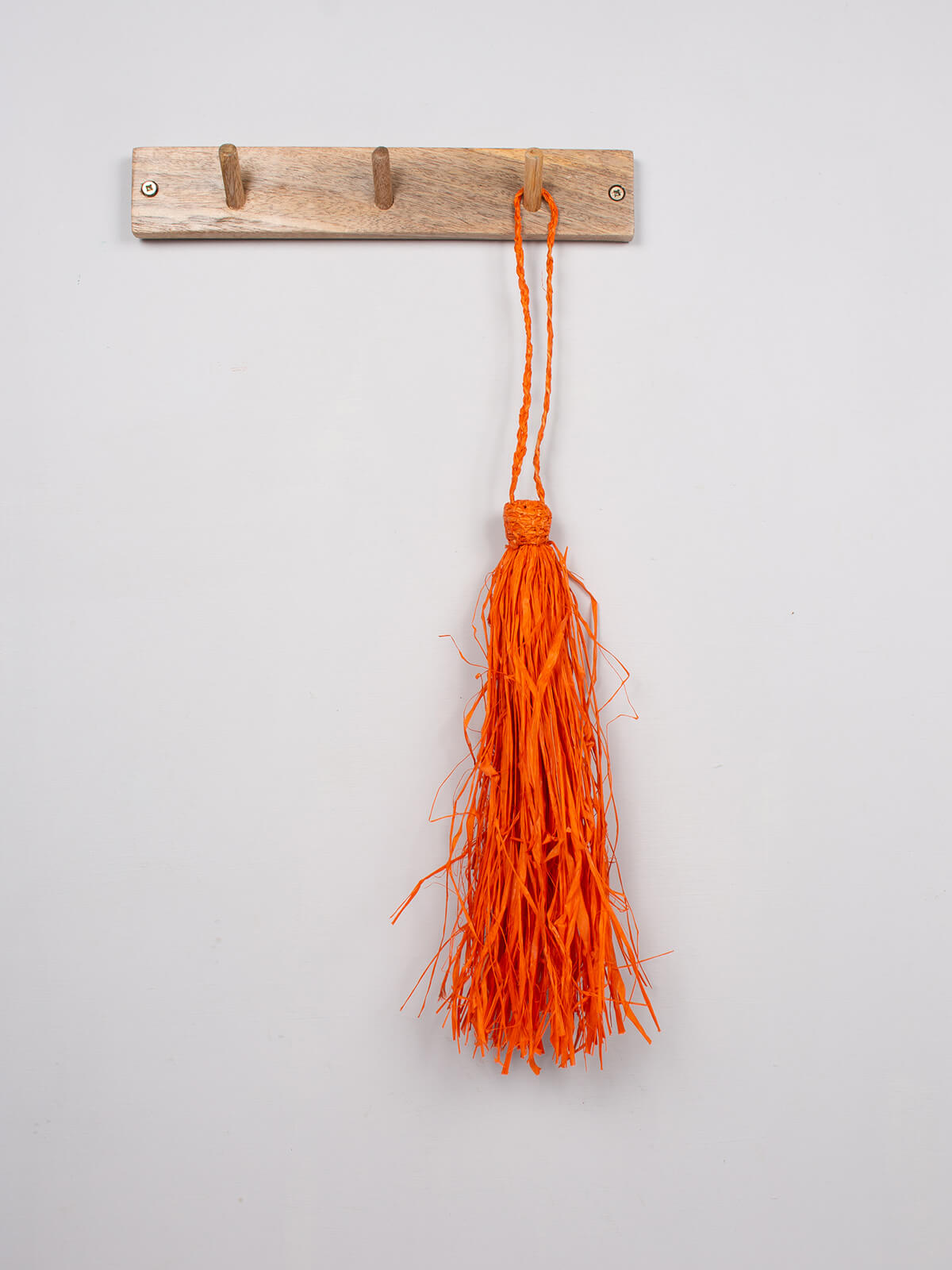 Stylish Raffia Tassels for Handbags, Home Decor & DIY Crafts - Natural Fiber Decorative Accents for Boho Chic Style