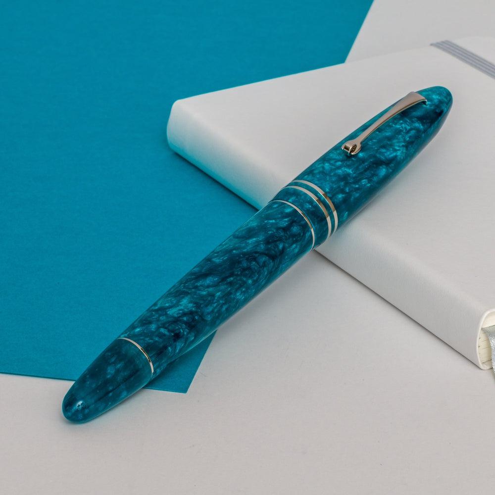 Premium Leonardo Fountain Pen Furore Grande with 14K Gold Nib - Elegant Writing Instrument for Calligraphy, Business Signatures & Luxury Gifts