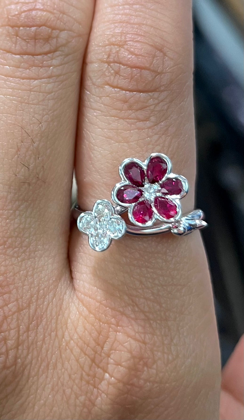 Exquisite Ruby & Diamond Flower Ring for Women - Elegant Floral Jewelry for Weddings, Anniversaries & Special Occasions