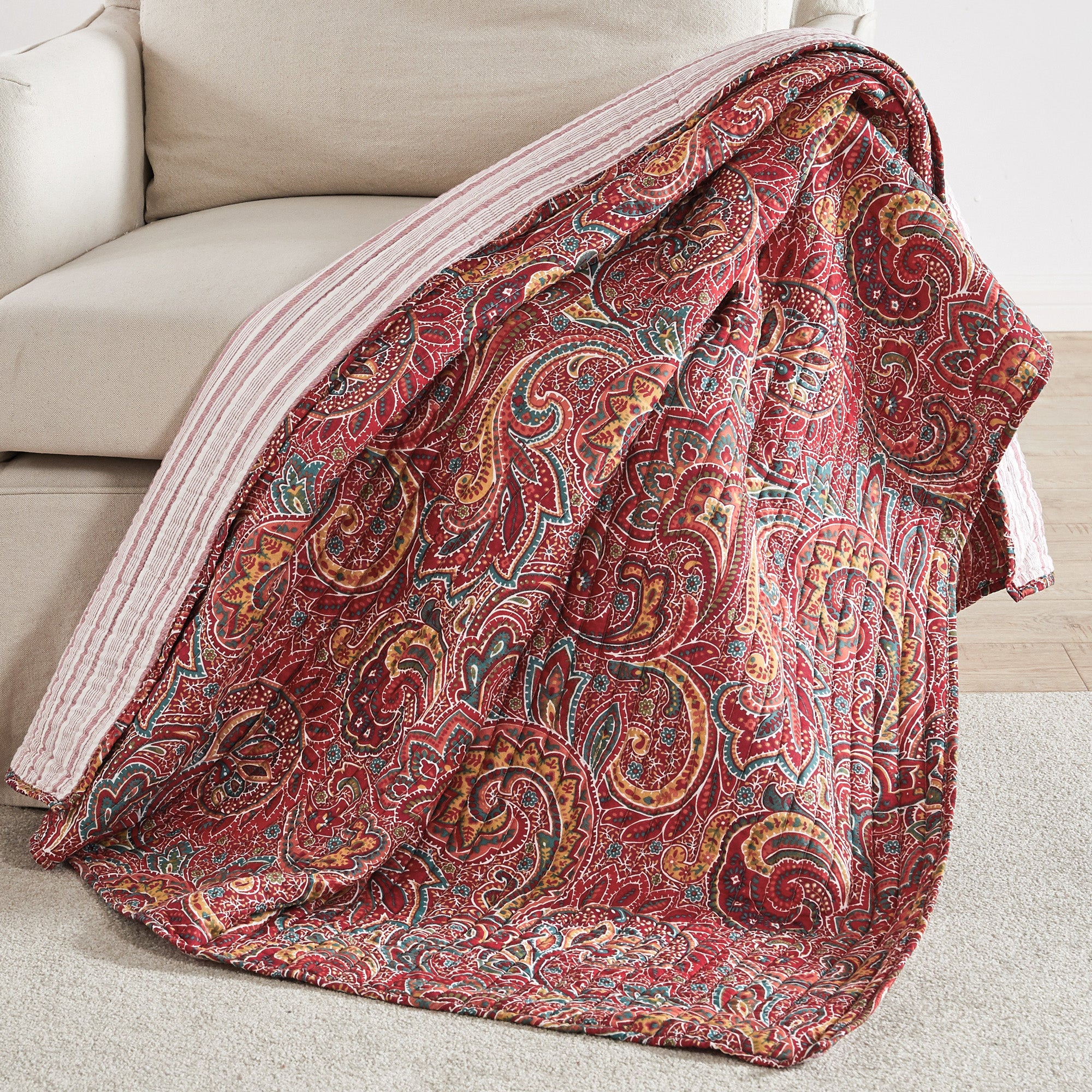 Kimpton Quilted Throw Blanket - Ultra Soft & Cozy Bedspread for Couch, Sofa, or Bed - Perfect for Home Decor, Living Room, and Gift Giving