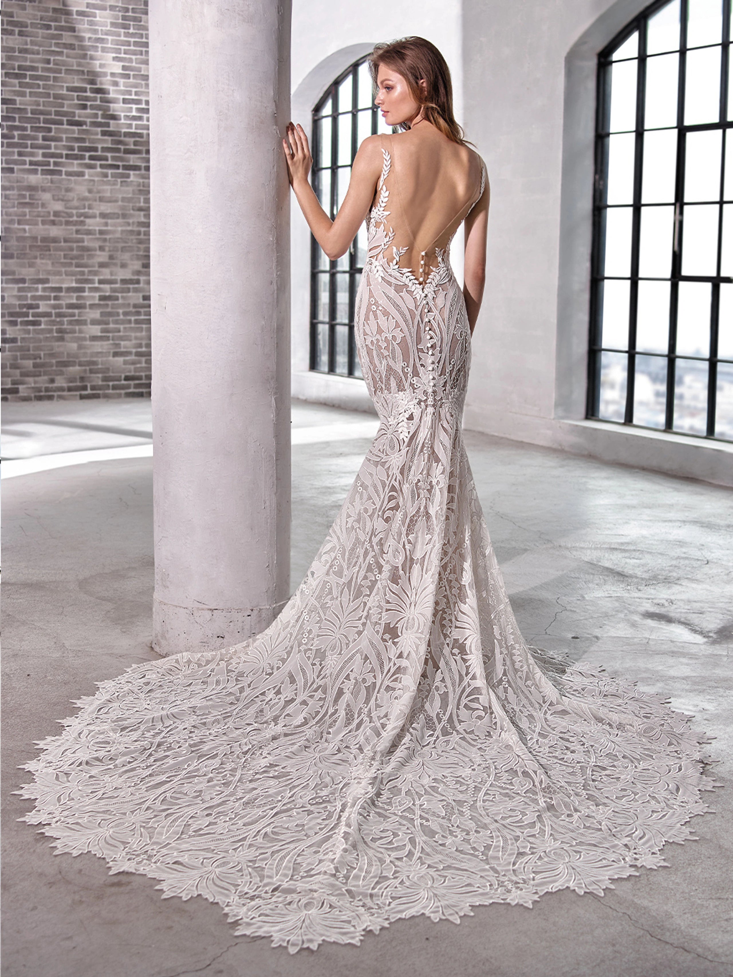 Badgley Mischka Felicity Women's Evening Dress Size 10 - Elegant Formal Gown for Weddings, Galas & Special Occasions