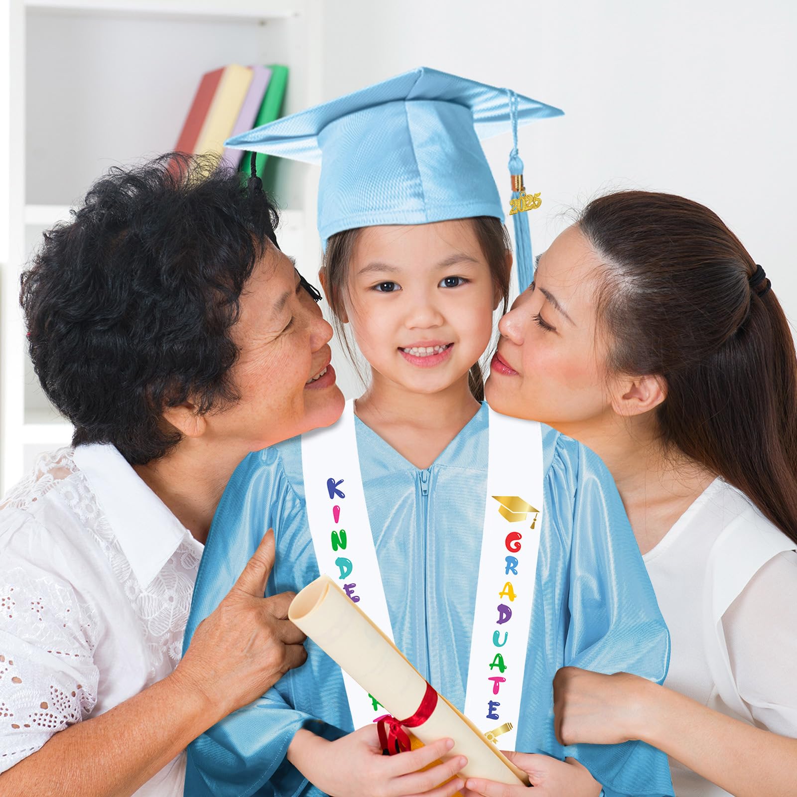 Foaincore 2025 Preschool & Kindergarten Graduation Gown Cap Tassel Set with 2025/2026 Charm Stole - Perfect Graduation Gift for Kids Ceremony & Photo Shoot