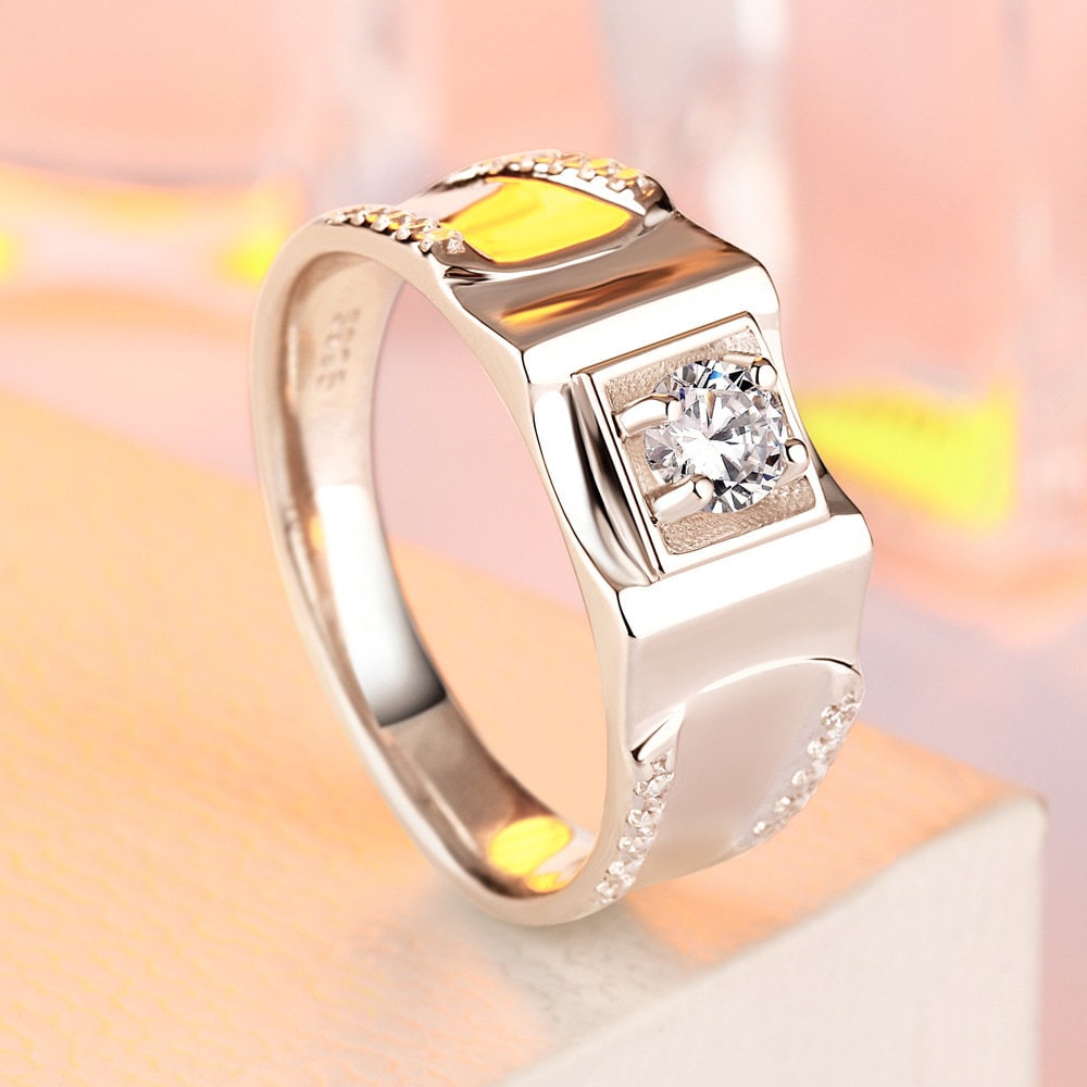 7mm Men's Wedding Ring - Unique Domineering Silver & White Gold Band - Matching Couple Rings - Perfect Gift for Him - Ideal for Anniversaries, Engagements & Special Occasions