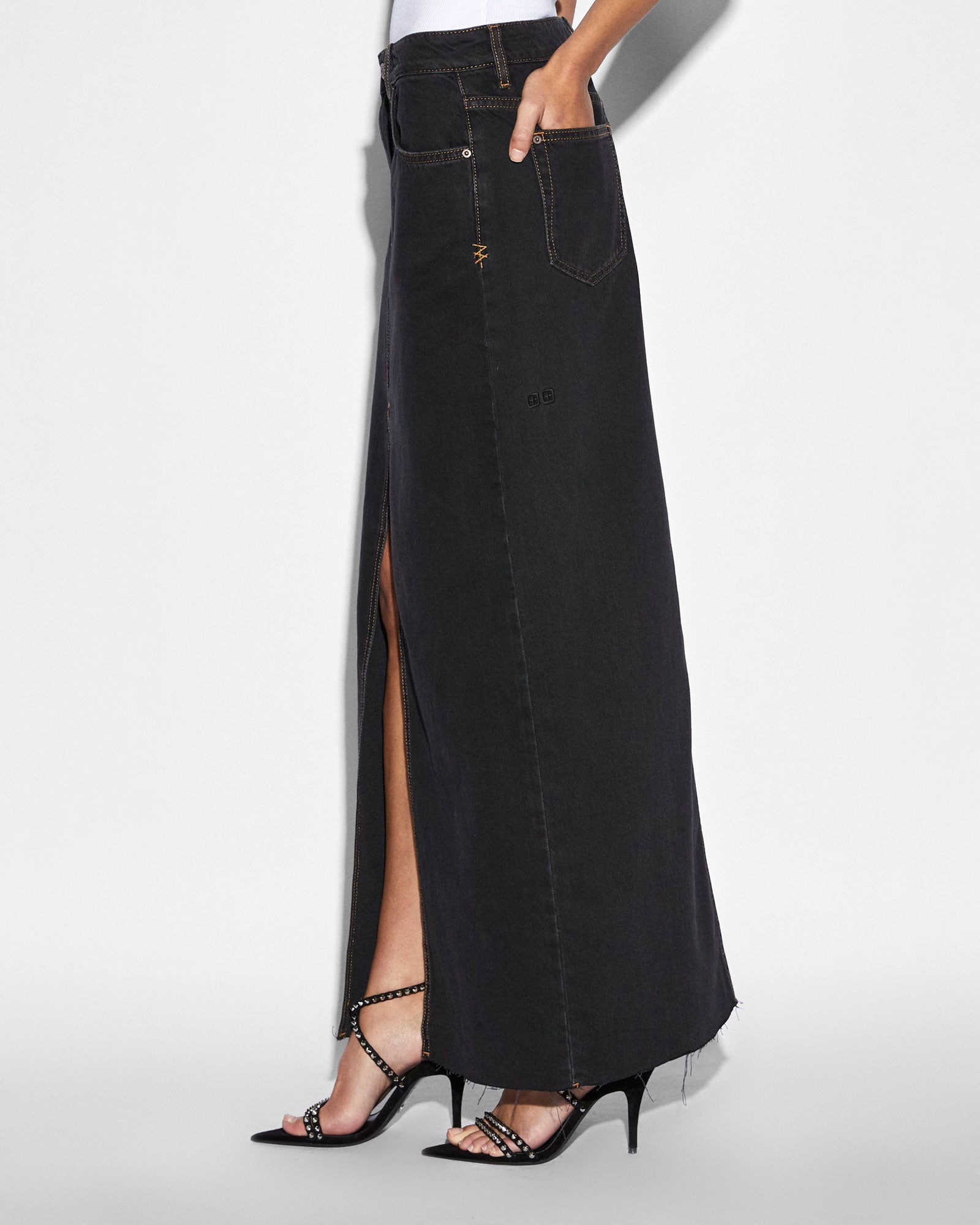 KARA MAXI SKIRT PITCH - Women's Flowy Long Skirt for Casual & Dressy Occasions - Perfect for Beach, Vacation & Summer Outfits