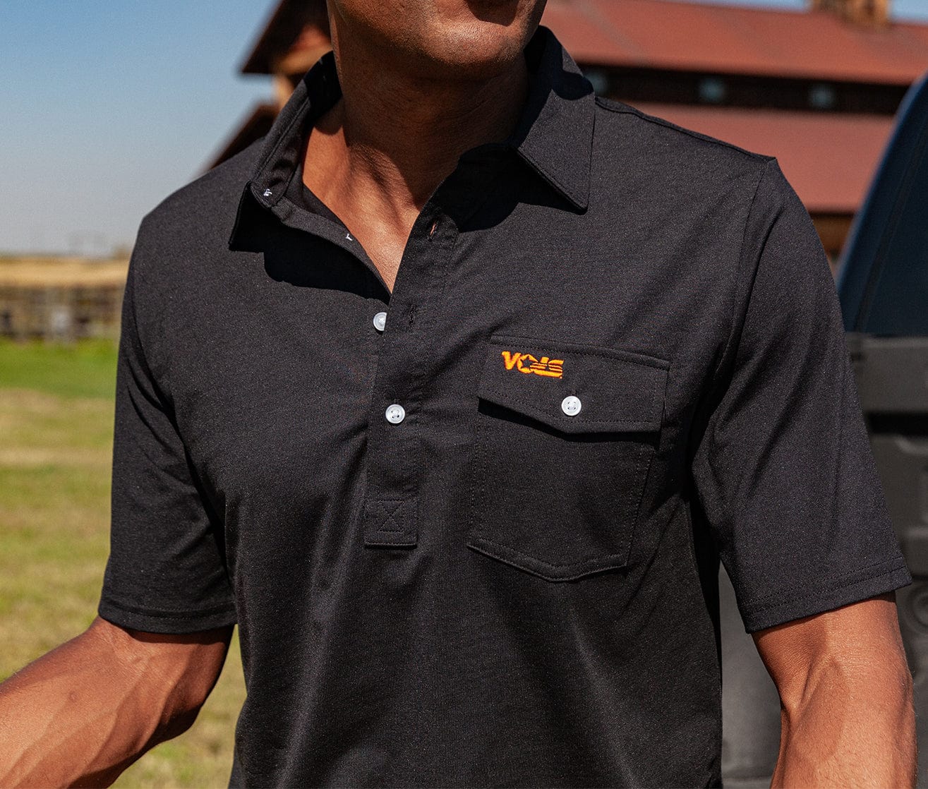 Tennessee Vols Coach's Performance Players Shirt - Breathable Black Athletic Tee for Football Training & Game Day