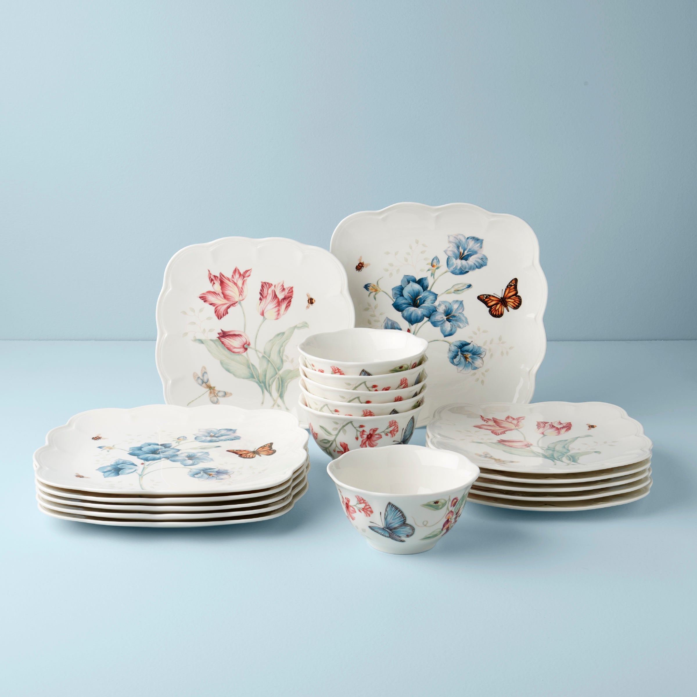 Butterfly Meadow Square 18-Piece Dinnerware Set - Porcelain Dinner Plates, Salad Plates, Bowls & Mugs - Elegant Floral Design for Everyday Dining, Dinner Parties & Home Decor