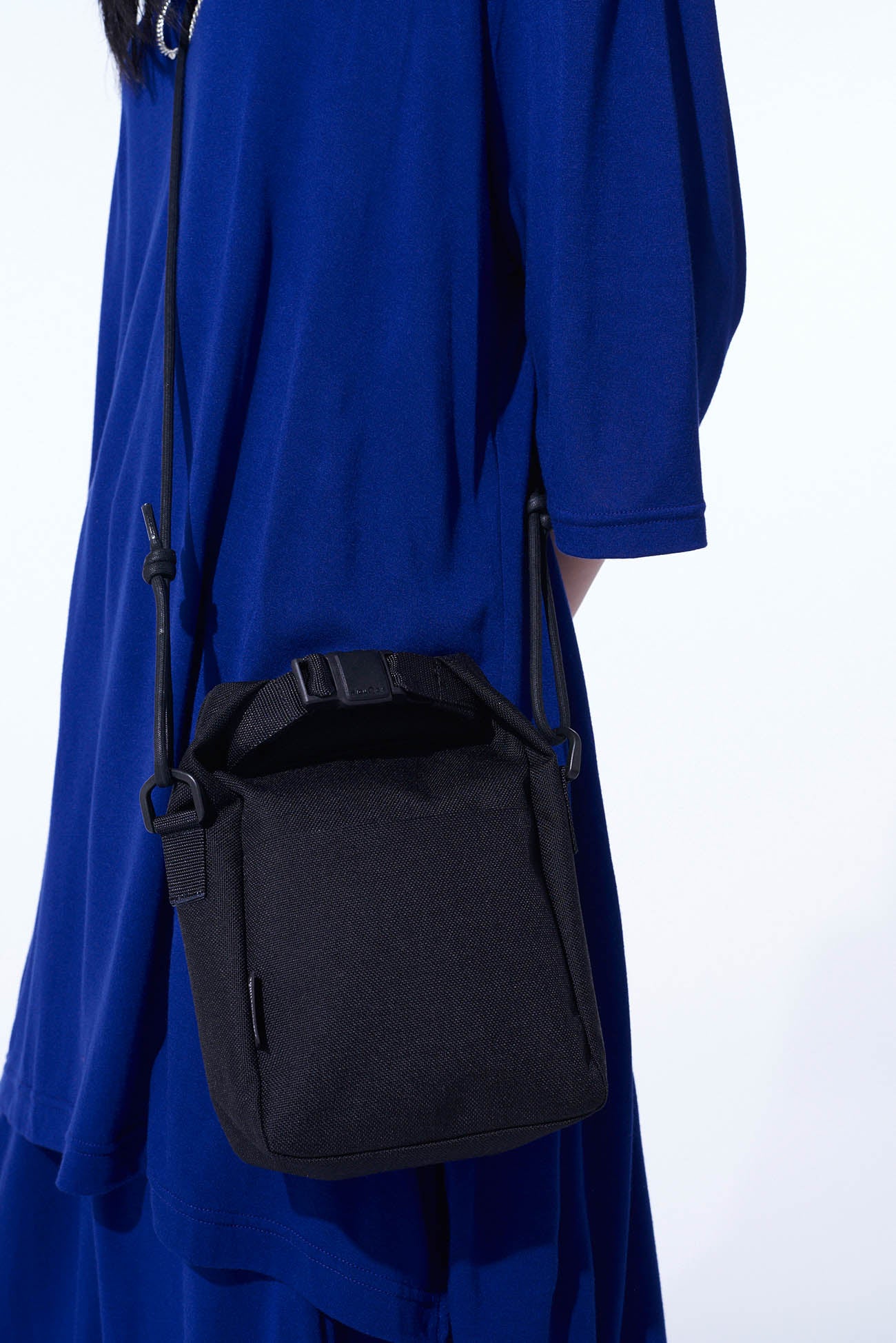 Durable CORDURA FIDLOCK Mini Shoulder Bag - Compact & Secure Crossbody Bag for Travel, Hiking, Cycling & Everyday Use