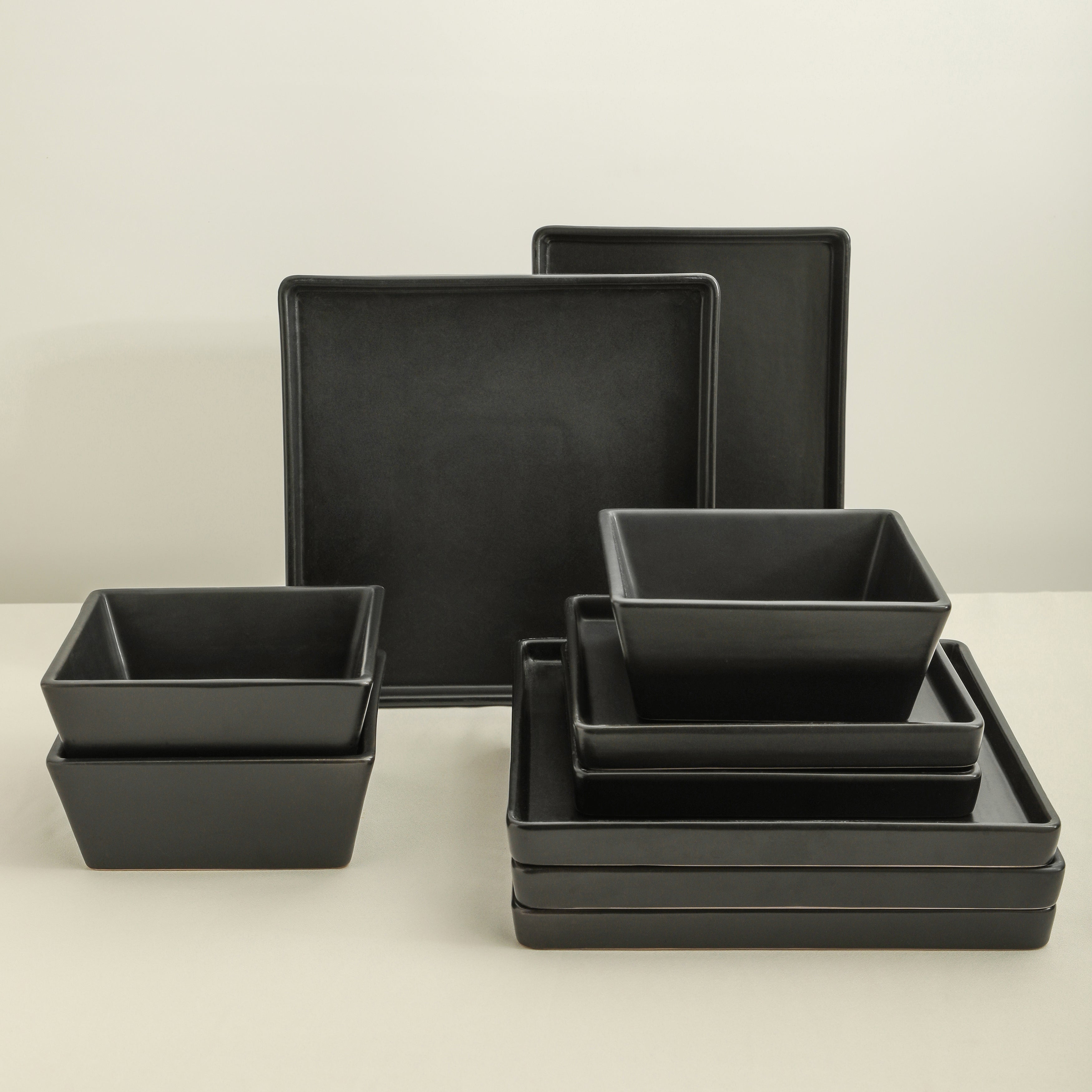 Grace Stoneware Dinnerware Set - 16-Piece Black Matte Ceramic Plates & Bowls for Everyday Dining, Durable & Stylish for Family Meals, Dinner Parties & Restaurant Use