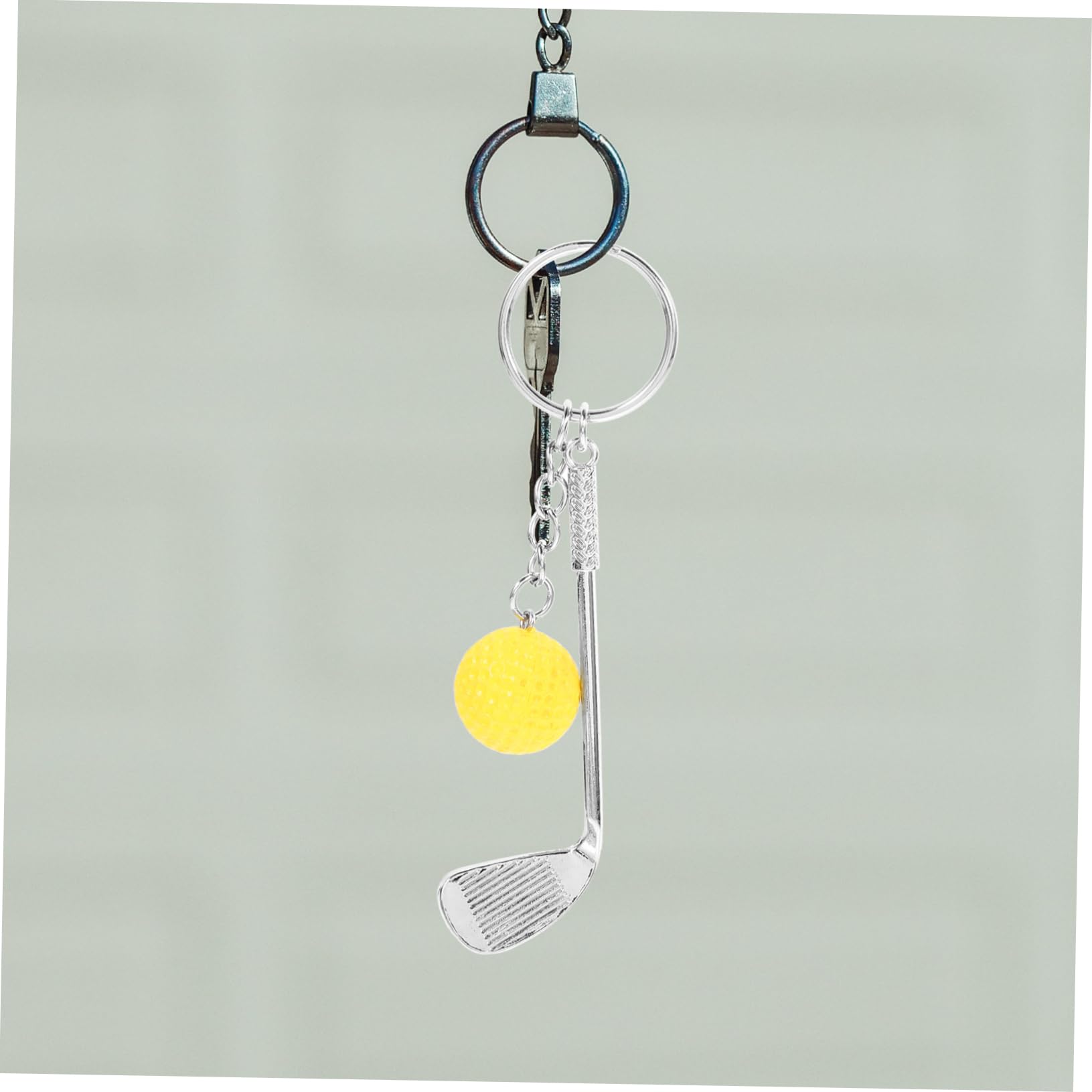 GOOHOCHY Sports Keychain - Metal Golf Ball Key Ring Clip, Fun Team Souvenir Accessory for Golf Lovers | Perfect for Golf Tournaments, Team Gifts & Sports Enthusiasts