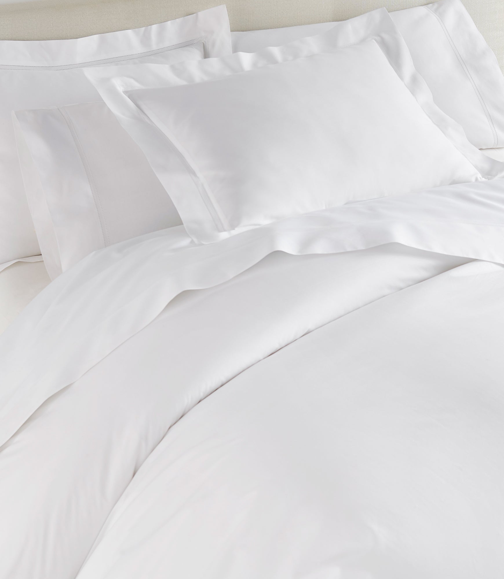 Premium Lyric Percale Duvet Cover Set - 100% Cotton Breathable Bedding for All Seasons | Perfect for Master Bedroom, Guest Room & Airbnb Stays