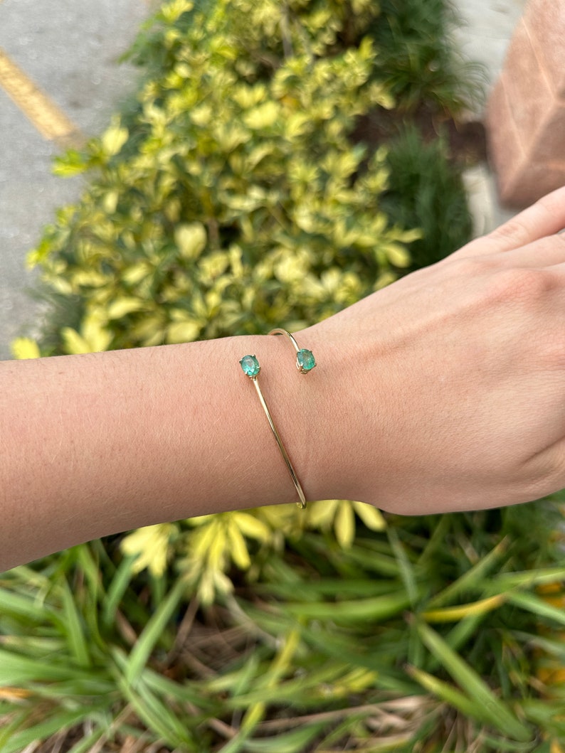 1.80tcw 14K Gold Natural Oval Cut Vivid Medium Light Green Emerald Toi Et Moi Cuff Bangle Bracelet for Women - Elegant Jewelry Gift for Anniversary, Wedding & Special Occasions
