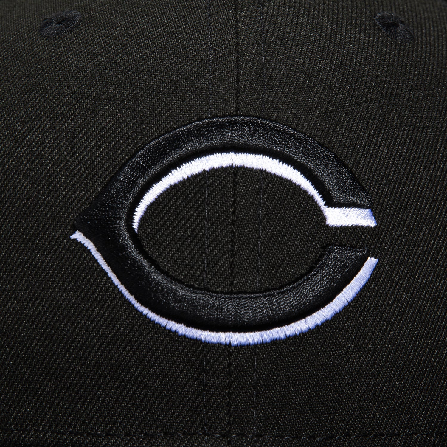 New Era 59Fifty Cincinnati Reds Inaugural Patch Hat - Black & White Adjustable Baseball Cap for Men & Women | Perfect for Baseball Games, Sports Events & Casual Wear