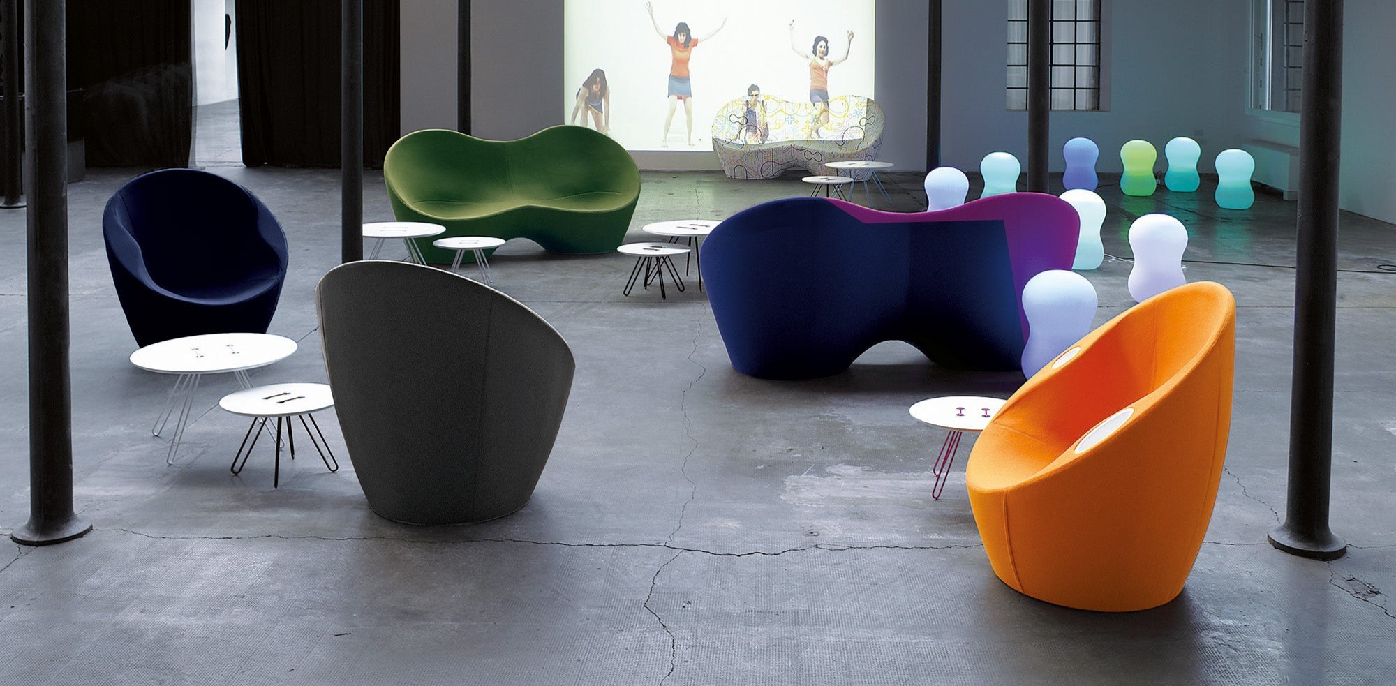 Casamania Kouch Sofa - Modern Comfortable Living Room Furniture for Home & Office Relaxation