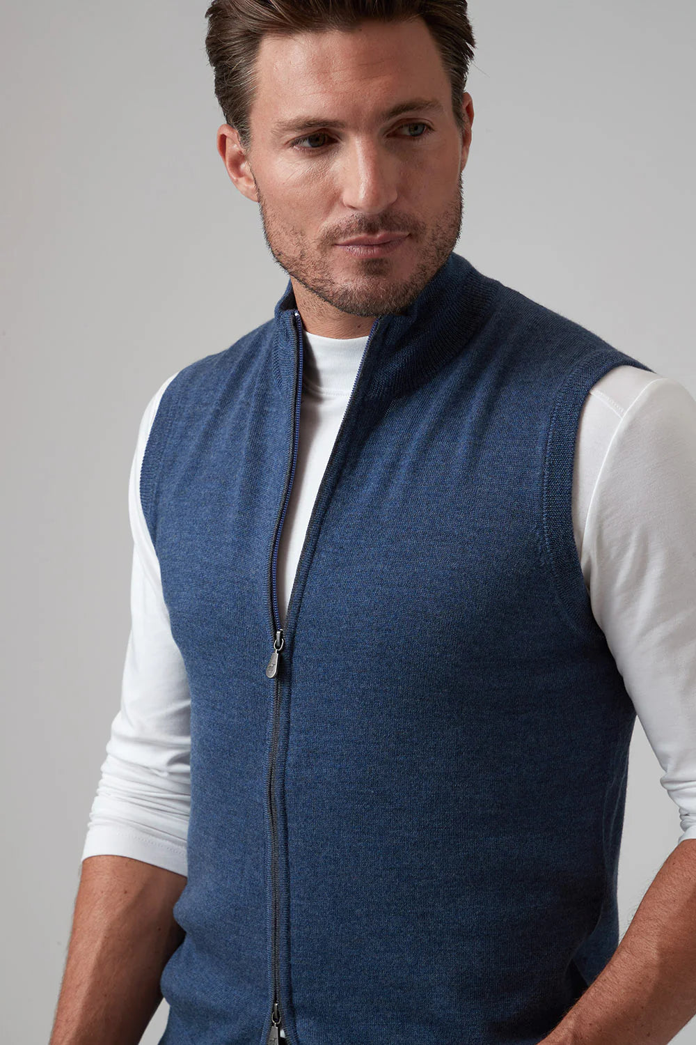 Sleeveless Full Zip Vest for Men & Women - Lightweight Outdoor Sports Jacket for Running, Hiking, and Travel