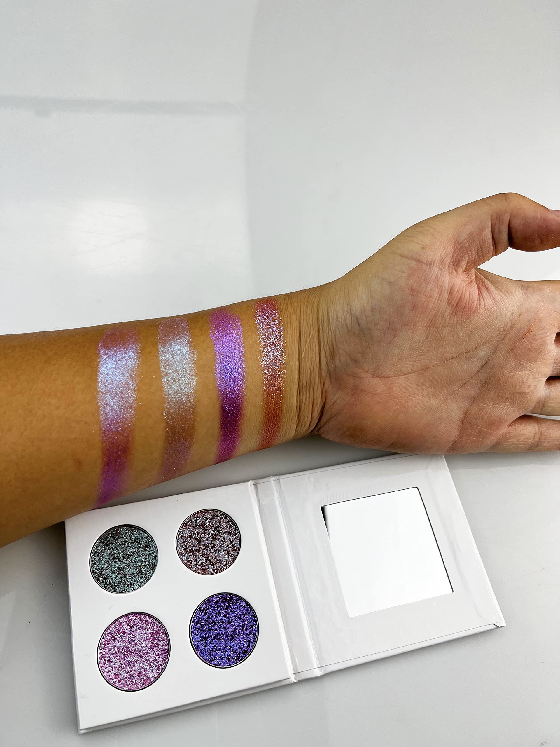 4 Colors Pigmented Eyeshadow Palette - Matte & Duochrome, Creamy Blendable Long Lasting Makeup for Day & Night Looks (Make up-7) | Perfect for Everyday Wear, Parties & Special Occasions