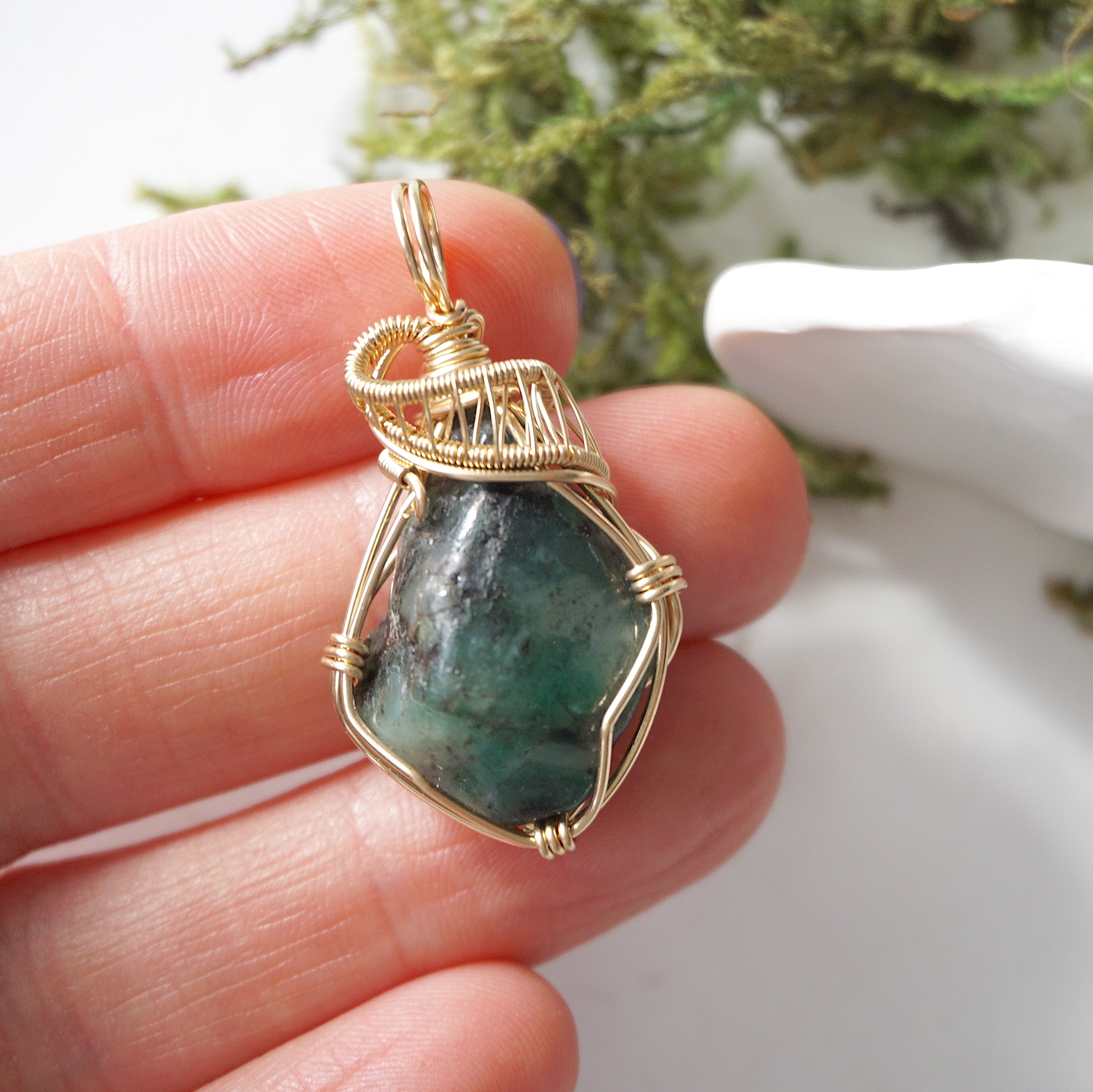14k Gold Filled Raw Emerald Necklace - Elegant Dainty Jewelry for Women, Perfect for Weddings, Parties & Everyday Wear