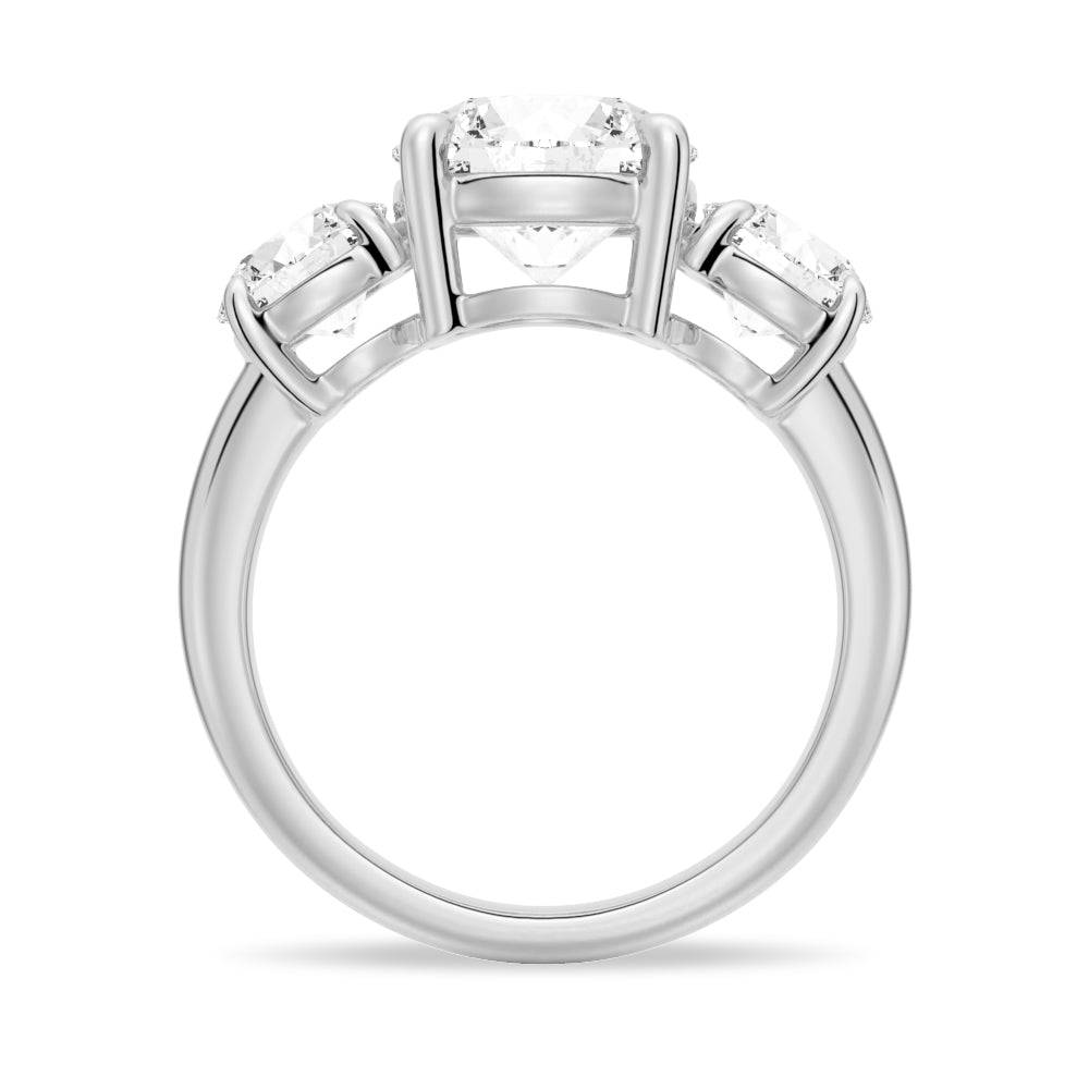 Exquisite Round Cut Three Stone Moissanite Engagement Ring for Women - Perfect for Proposals, Weddings & Anniversaries