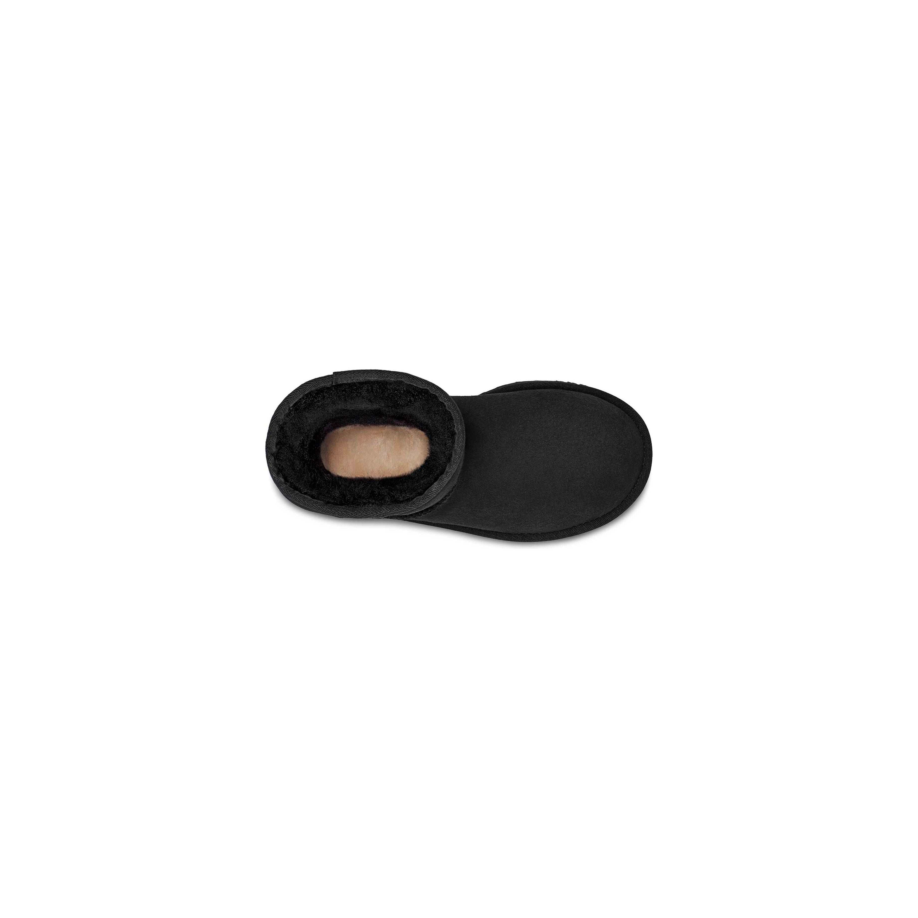 UGG Kids Classic II Tall Boots in Black - Warm & Comfortable Winter Boots for Girls & Boys - Perfect for Snow, School & Outdoor Activities