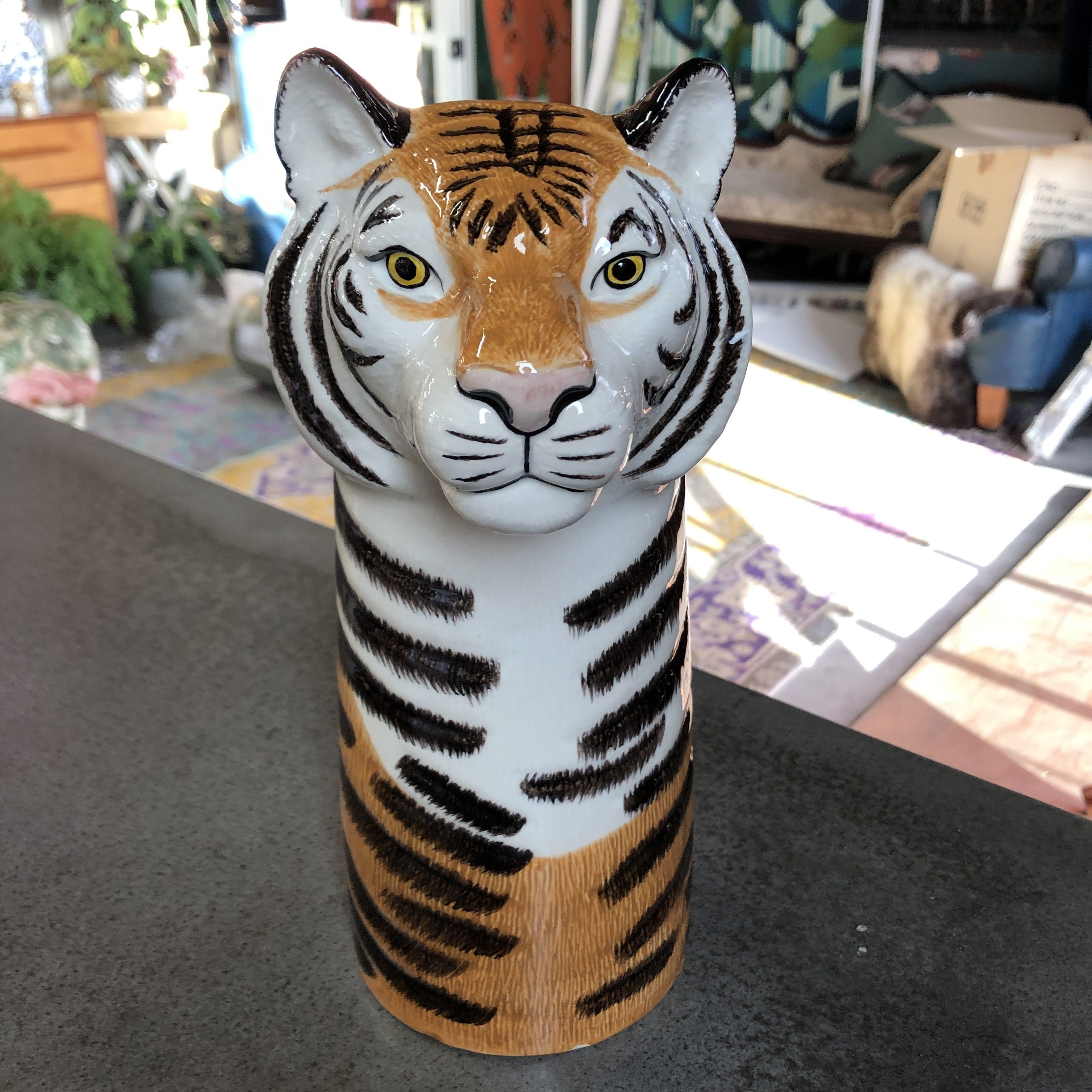 Elegant Tiger Flower Vase - Handcrafted Ceramic Home Decor for Living Room, Dining Table, Wedding Centerpiece & Gift Idea