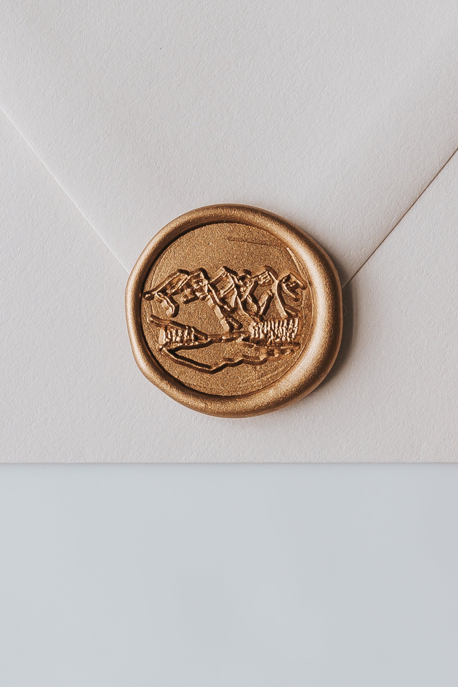 Mountain Range Wax Seal Stamp Kit - Vintage Style for Wedding Invitations, Letters, and DIY Scrapbooking - Perfect for Handmade Greeting Cards and Envelope Sealing