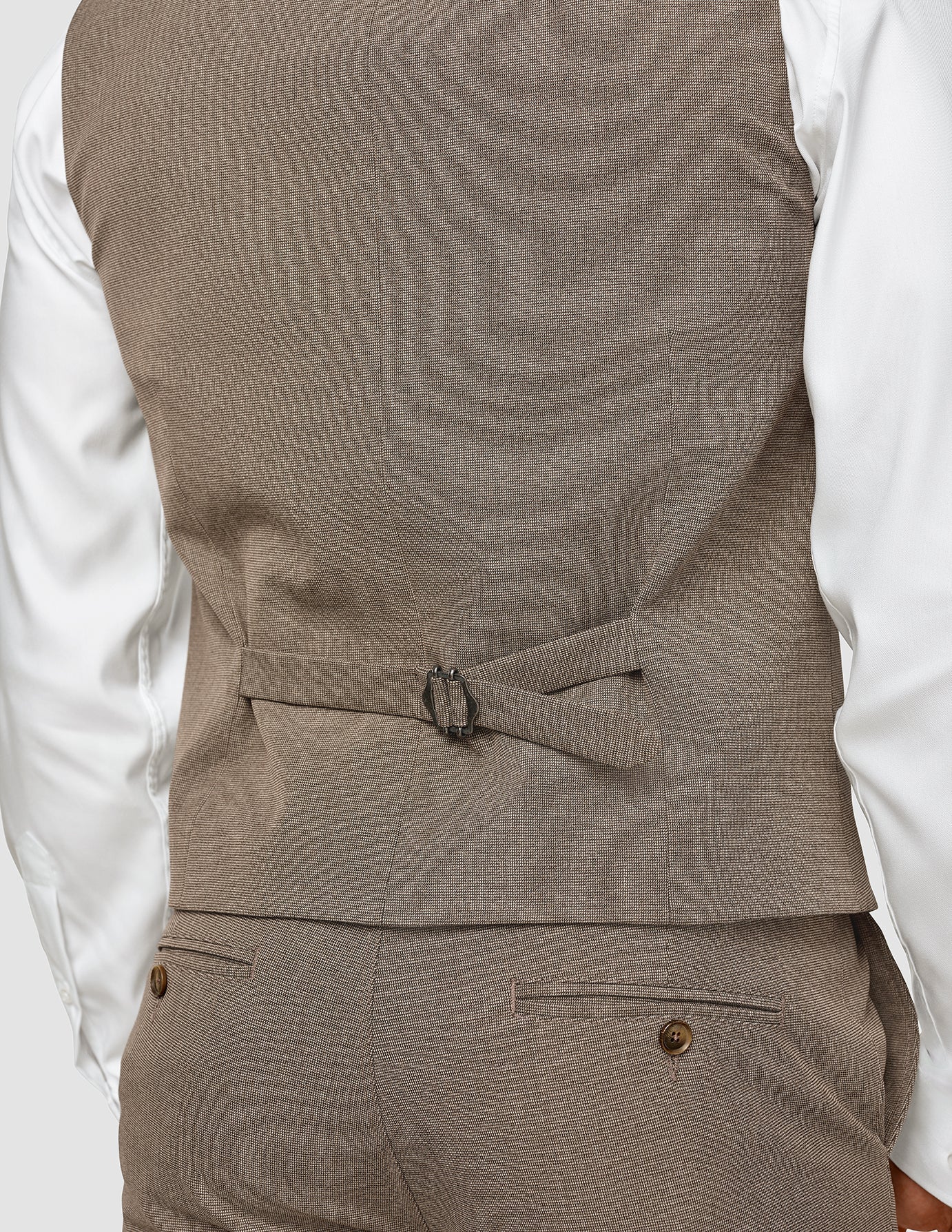 Essential Vest Almond - Lightweight Comfortable Layering Vest for Men & Women - Perfect for Outdoor Hiking, Travel, and Casual Wear