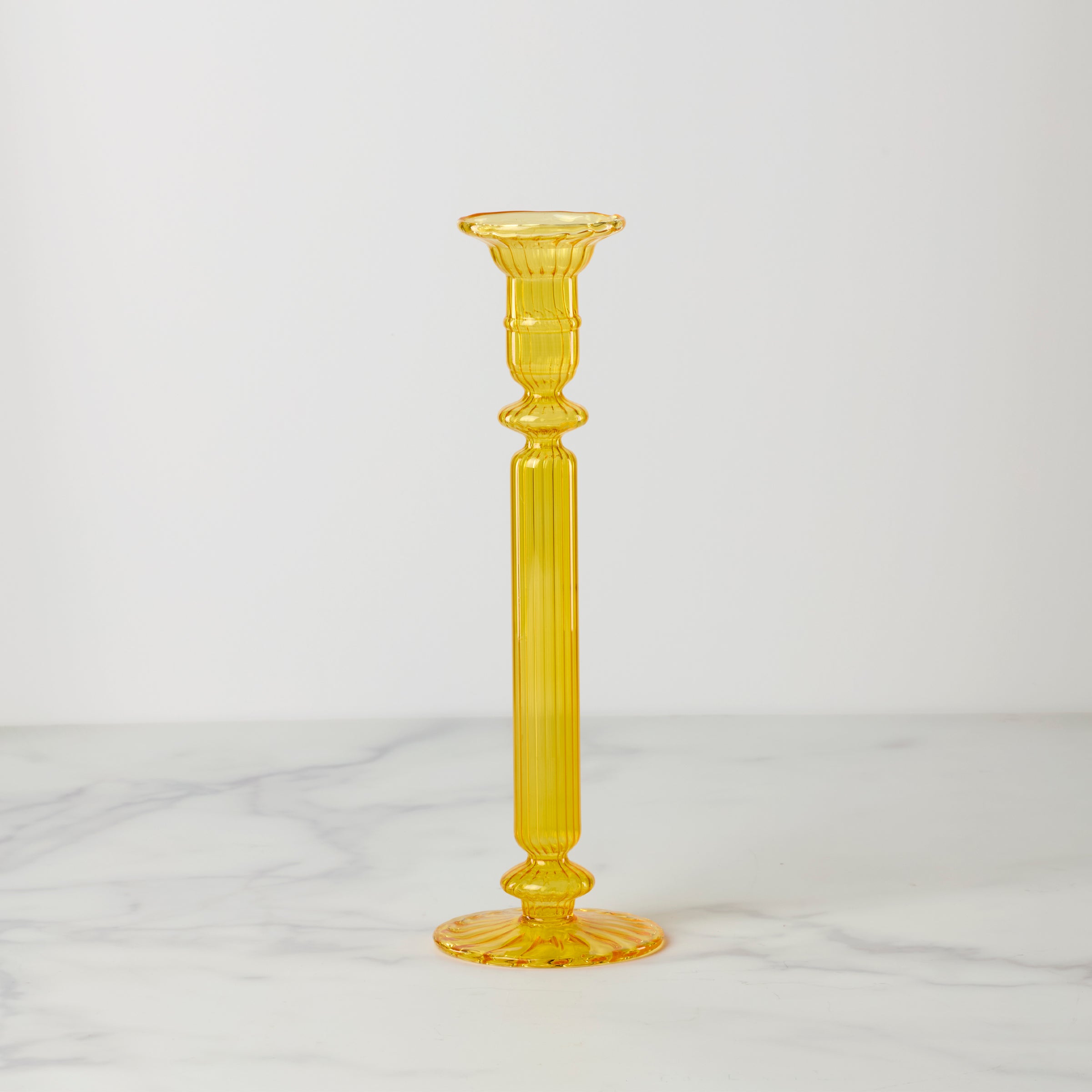 Nalia Daffodil Candlestick Holder - Elegant Floral Candle Holder for Home Decor, Wedding Centerpieces & Romantic Dinner Settings