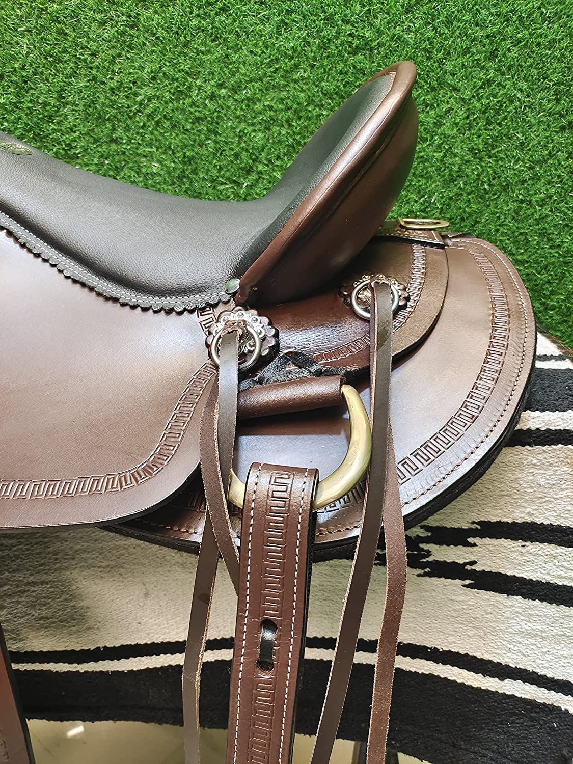 Lightweight Western Barrel Racing Saddle with Fiberglass Tree - Black Chocolate Double D (15.5 Inches) | Durable & Comfortable for Competitive Rodeo & Trail Riding