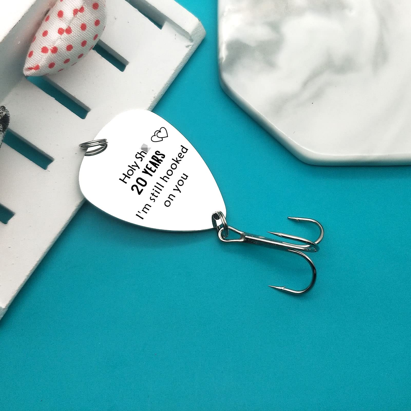 20th Wedding Anniversary Fishing Hook Gift for Husband - 'I'm Still Hooked on You' Personalized Fishing Lure - Romantic 20 Year Anniversary Present for Him - Perfect for Christmas, Valentine's Day & Special Occasions - Great for Anglers & Outdoor Enthusiasts