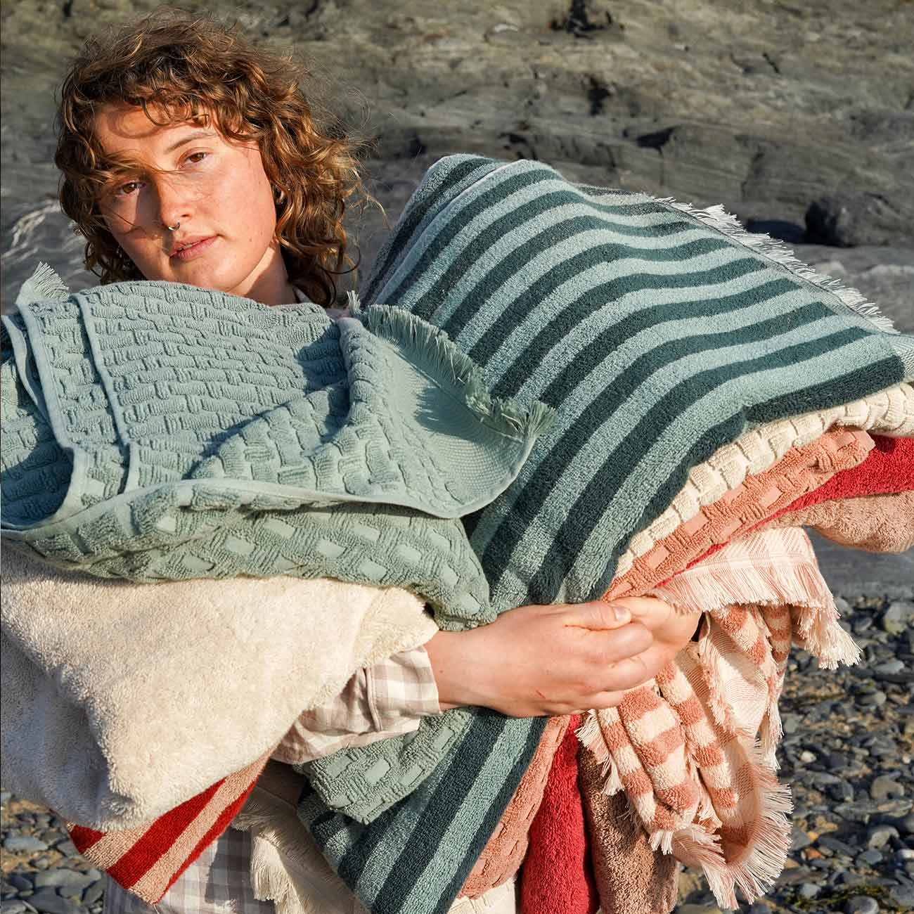 Premium Sand Shell Pembroke Stripe Cotton Bath Towels - Soft, Absorbent & Quick-Drying - Perfect for Beach, Spa & Luxury Bathroom Decor