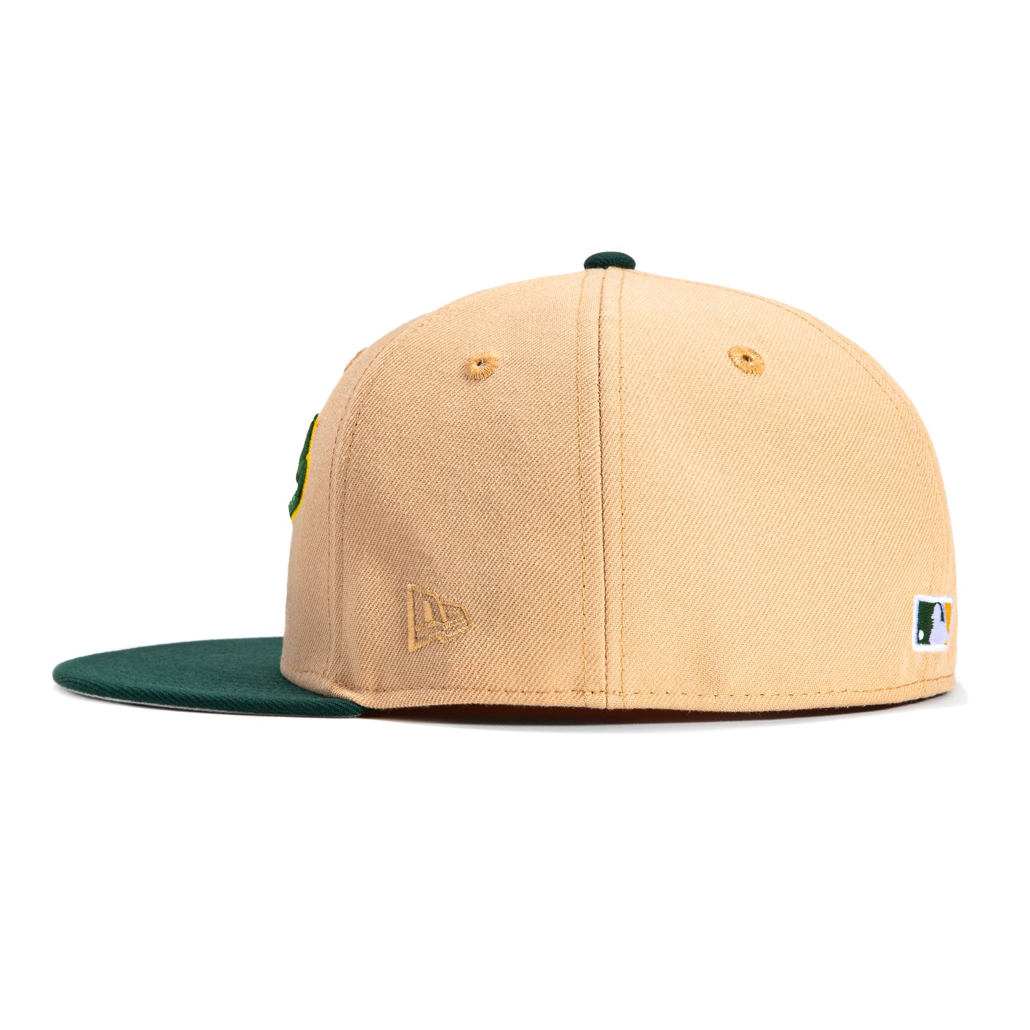 New Era 59Fifty Oakland Athletics Rickey Henderson Field Patch Baseball Cap - Khaki & Green - Official MLB Licensed Hat for Baseball Fans & Sports Enthusiasts - Perfect for Games, Collecting & Streetwear Fashion